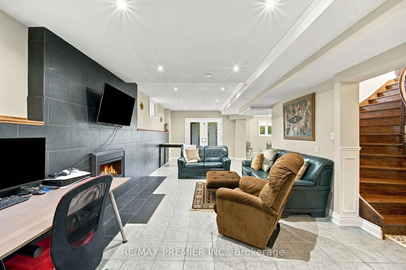 Photo 43 of 98 Cairnburg Place, Vaughan, Islington Woods — HOMEH