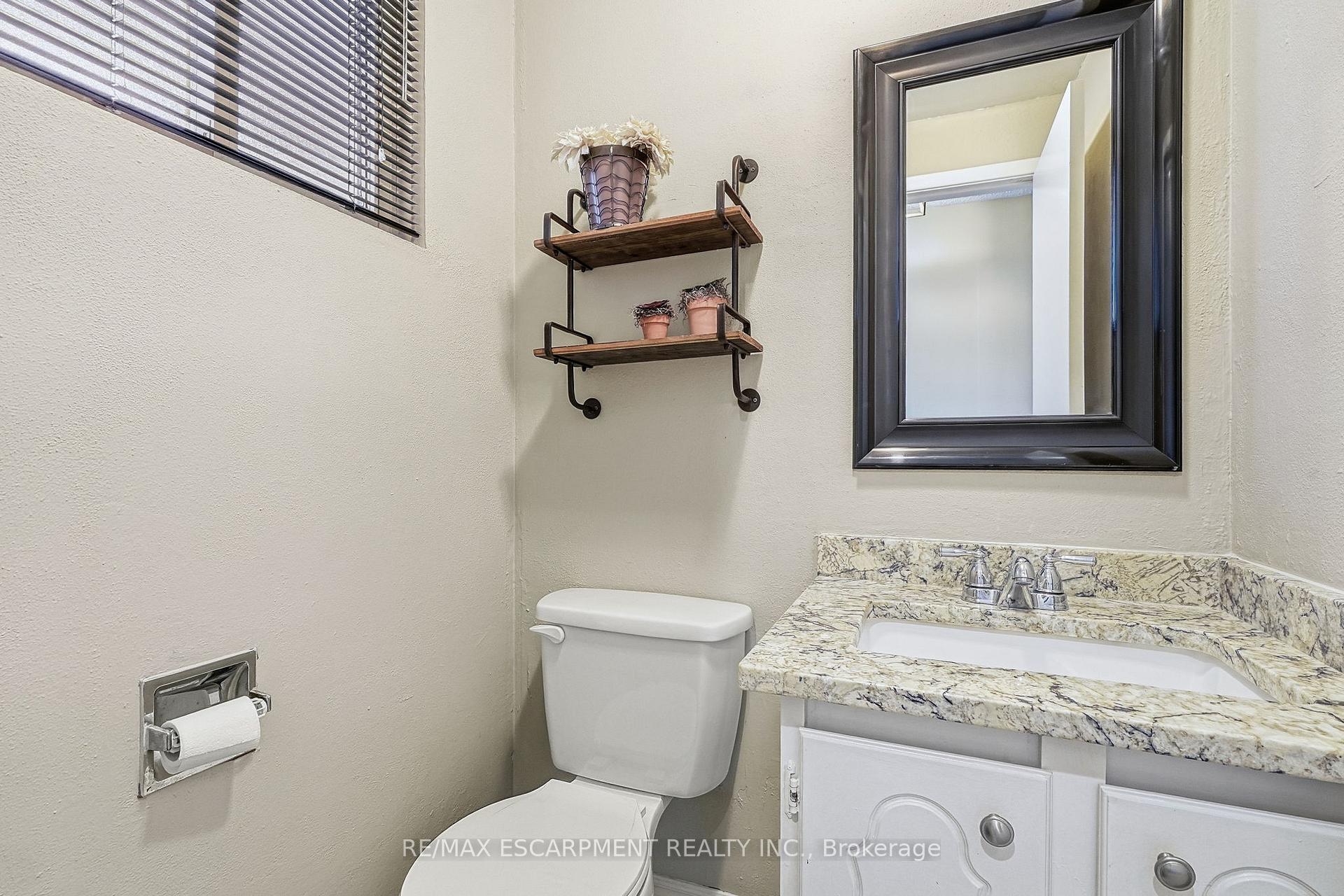 Photo 15 of 53 Bryna Avenue S, Hamilton, Greeningdon — HOMEH