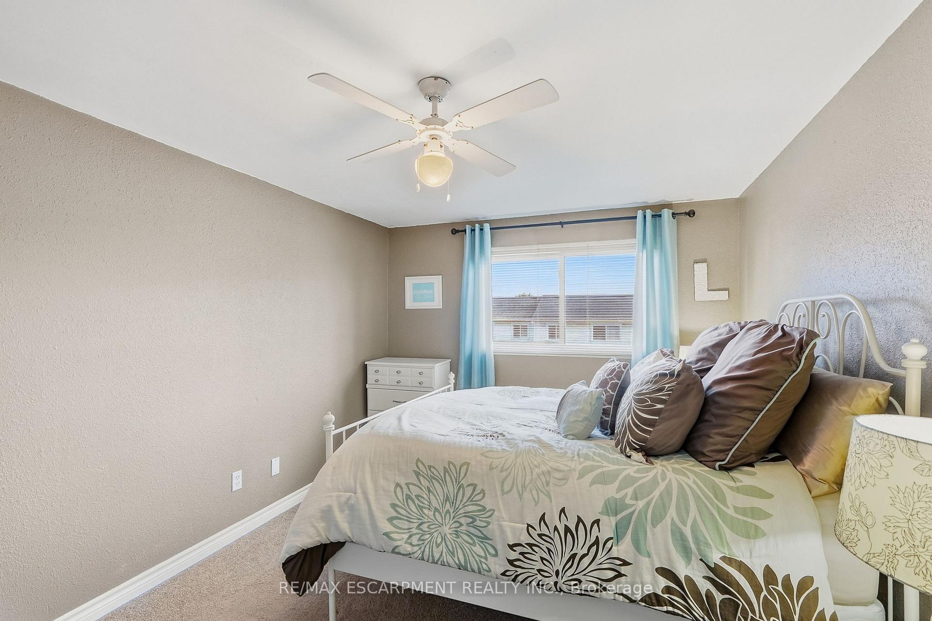 Photo 19 of 53 Bryna Avenue S, Hamilton, Greeningdon — HOMEH