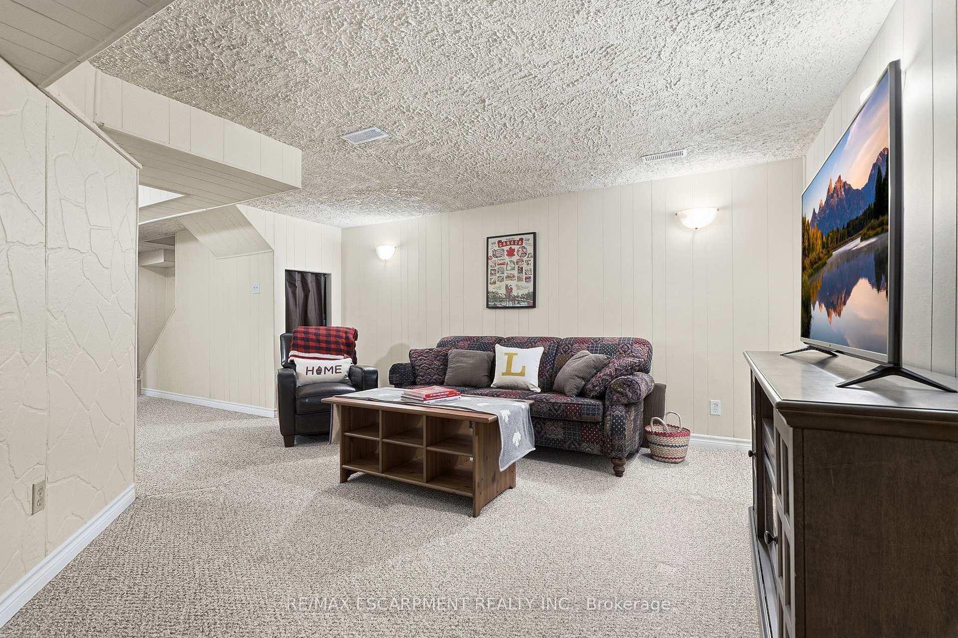 Photo 31 of 53 Bryna Avenue S, Hamilton, Greeningdon — HOMEH