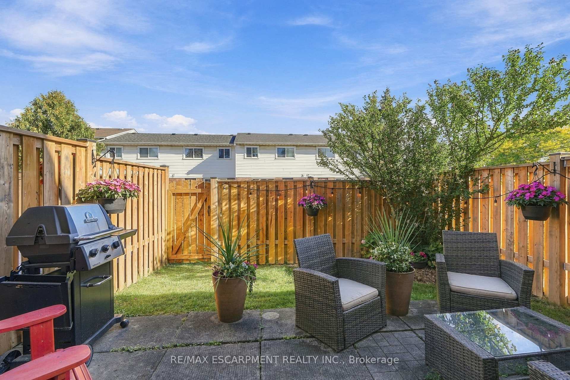 Photo 37 of 53 Bryna Avenue S, Hamilton, Greeningdon — HOMEH