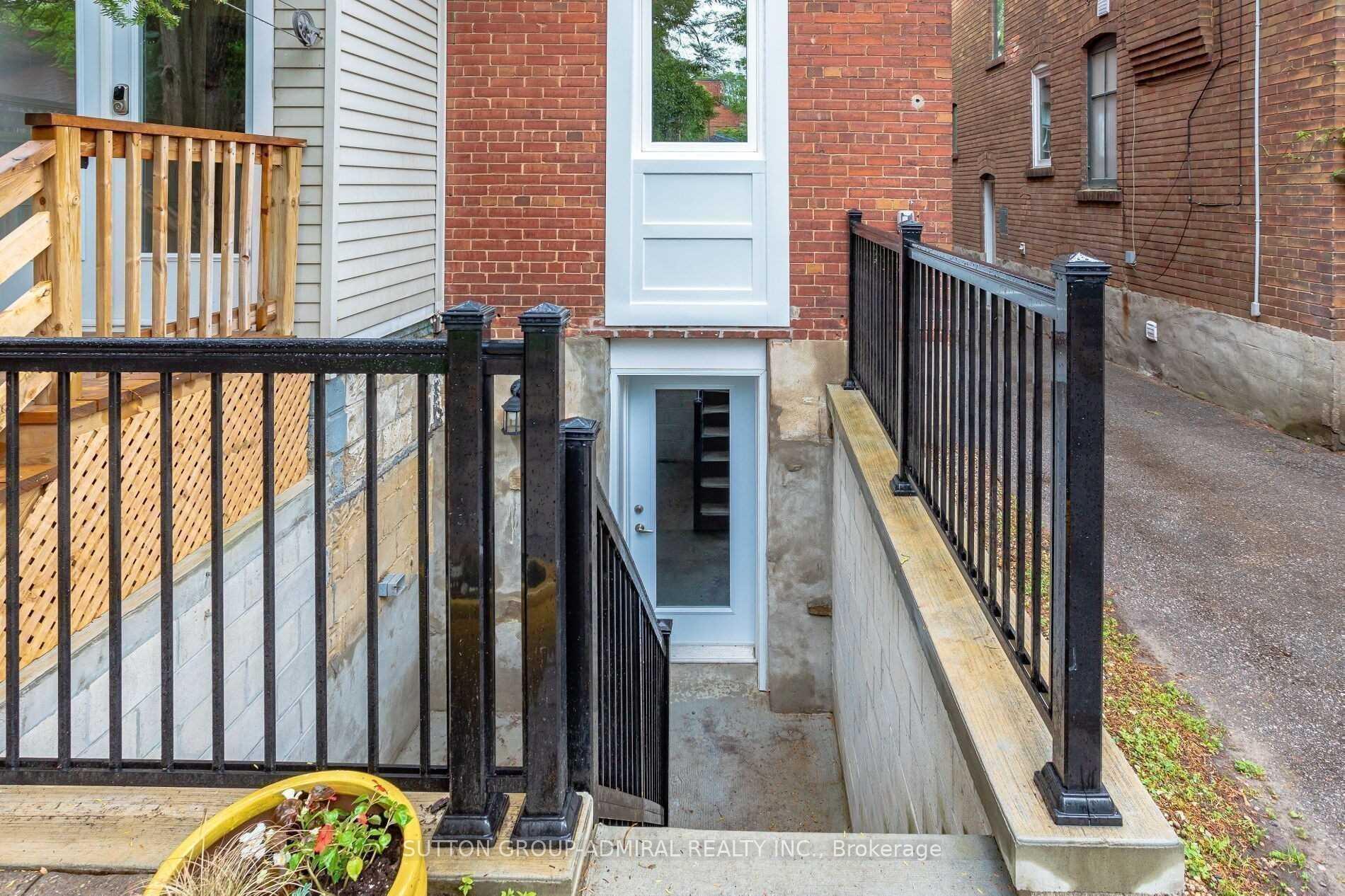Photo 2 of Unit Bsmnt, 278 Armadale Avenue, Toronto, Runnymede-Bloor West Village — HOMEH