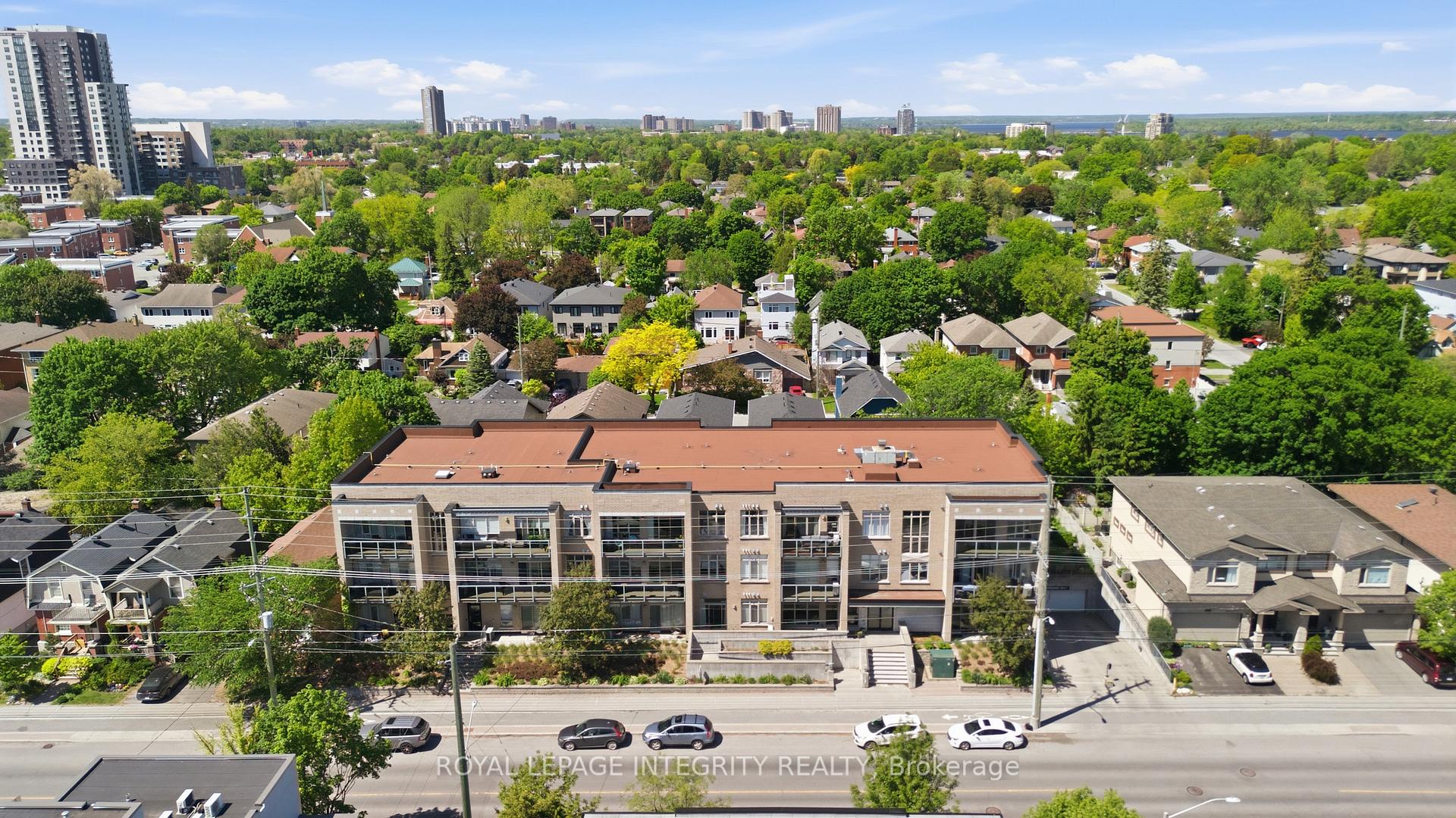 Photo of Unit 310, 682 Churchill Avenue N
