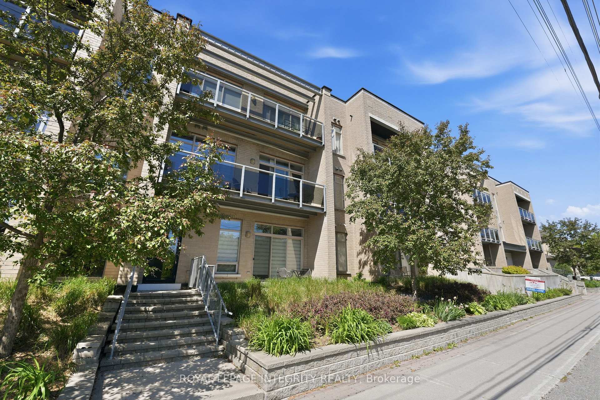 Photo 4 of Unit 310, 682 Churchill Avenue N, Ottawa, Laurentianview — HOMEH