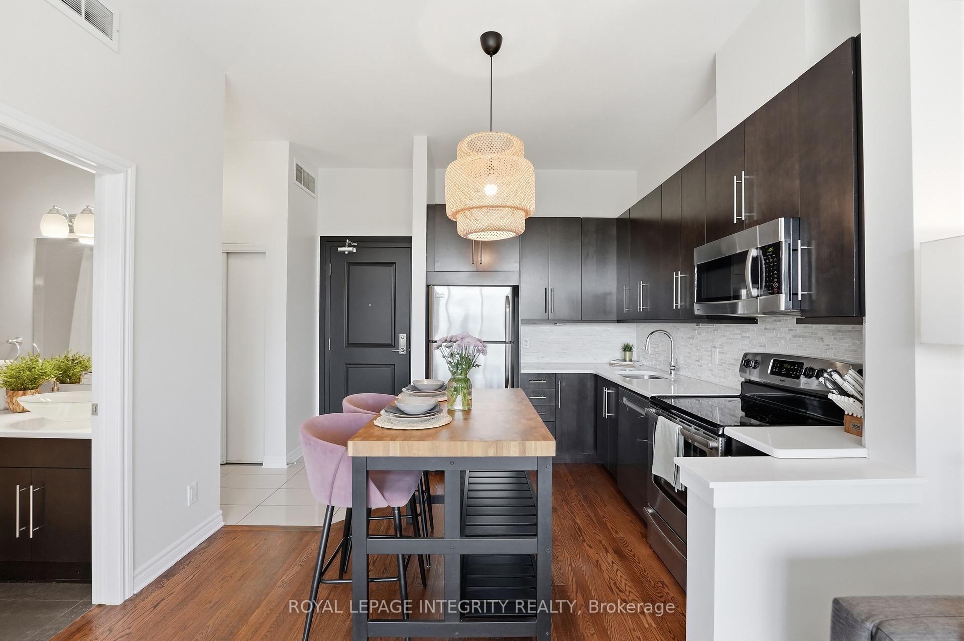 Photo 9 of Unit 310, 682 Churchill Avenue N, Ottawa, Laurentianview — HOMEH
