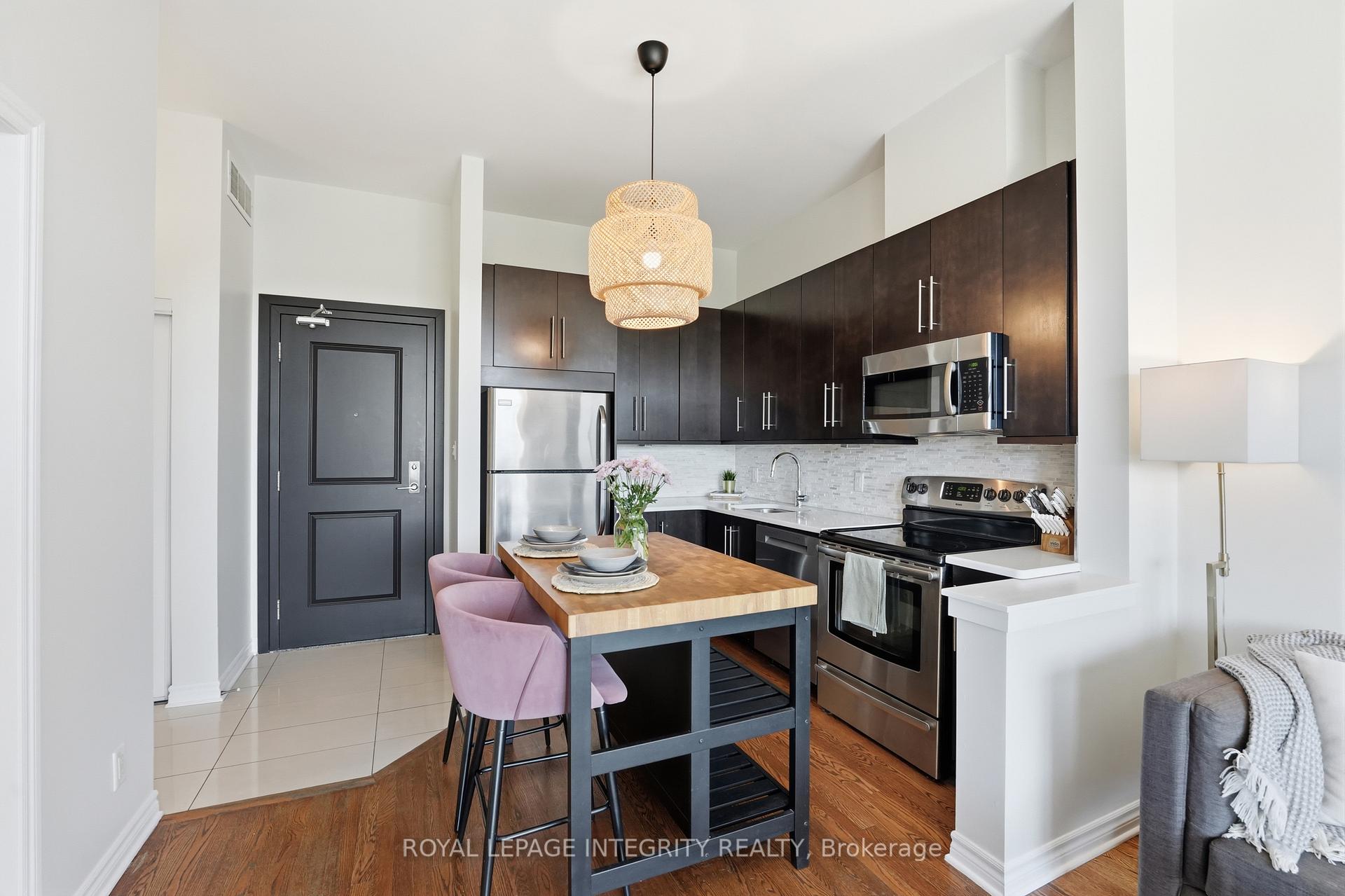 Photo 10 of Unit 310, 682 Churchill Avenue N, Ottawa, Laurentianview — HOMEH