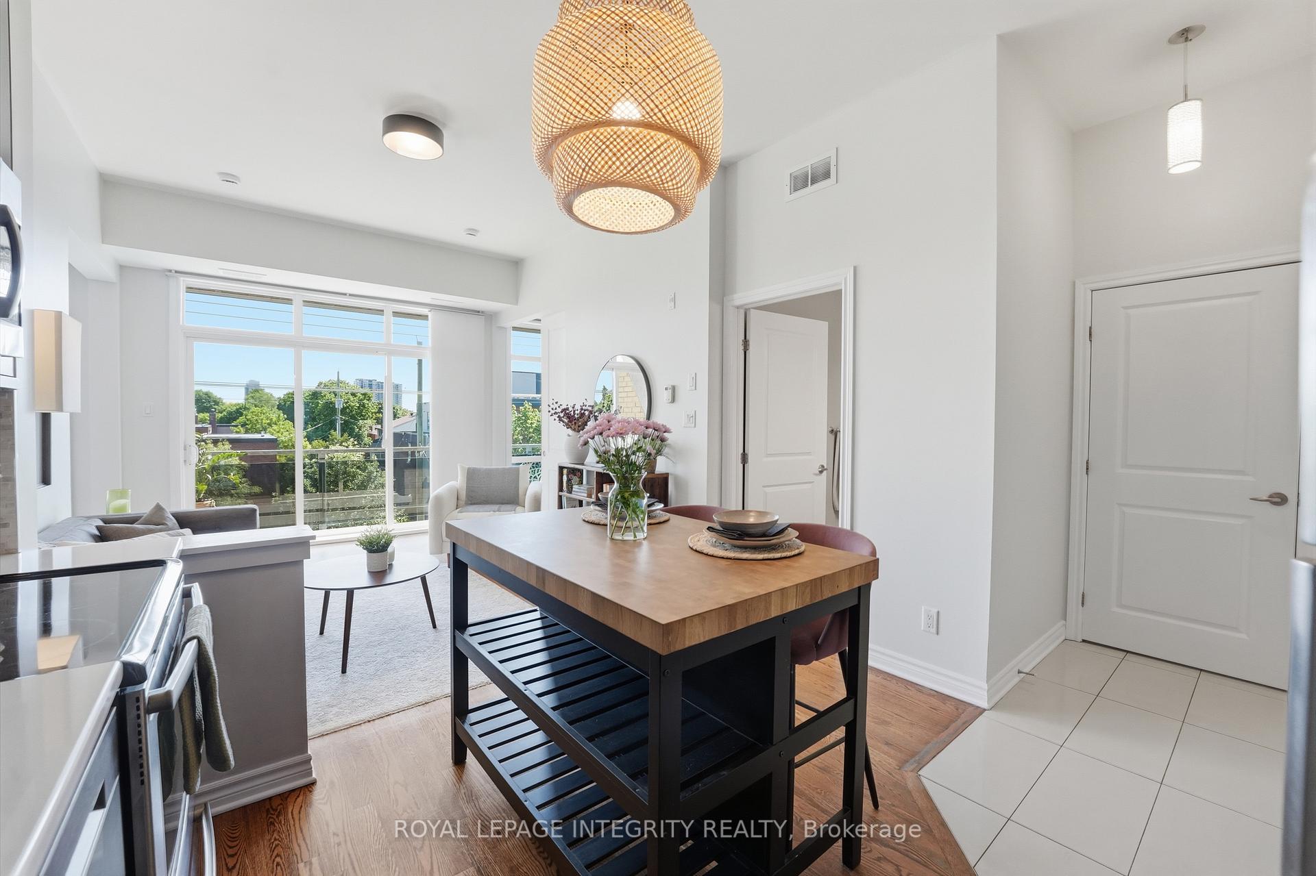 Photo 13 of Unit 310, 682 Churchill Avenue N, Ottawa, Laurentianview — HOMEH