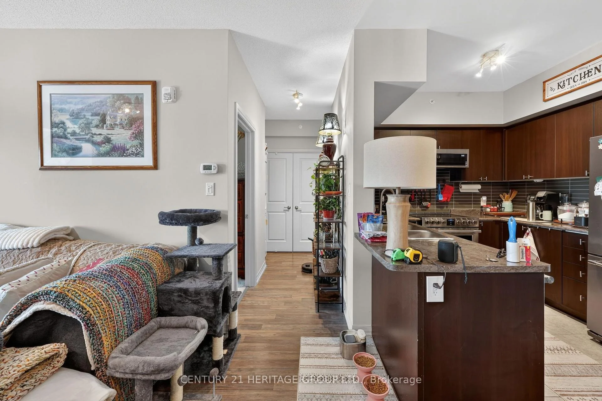 Photo 65 of Unit 410, 161 Wellington Street E, New Tecumseth, Alliston — HOMEH