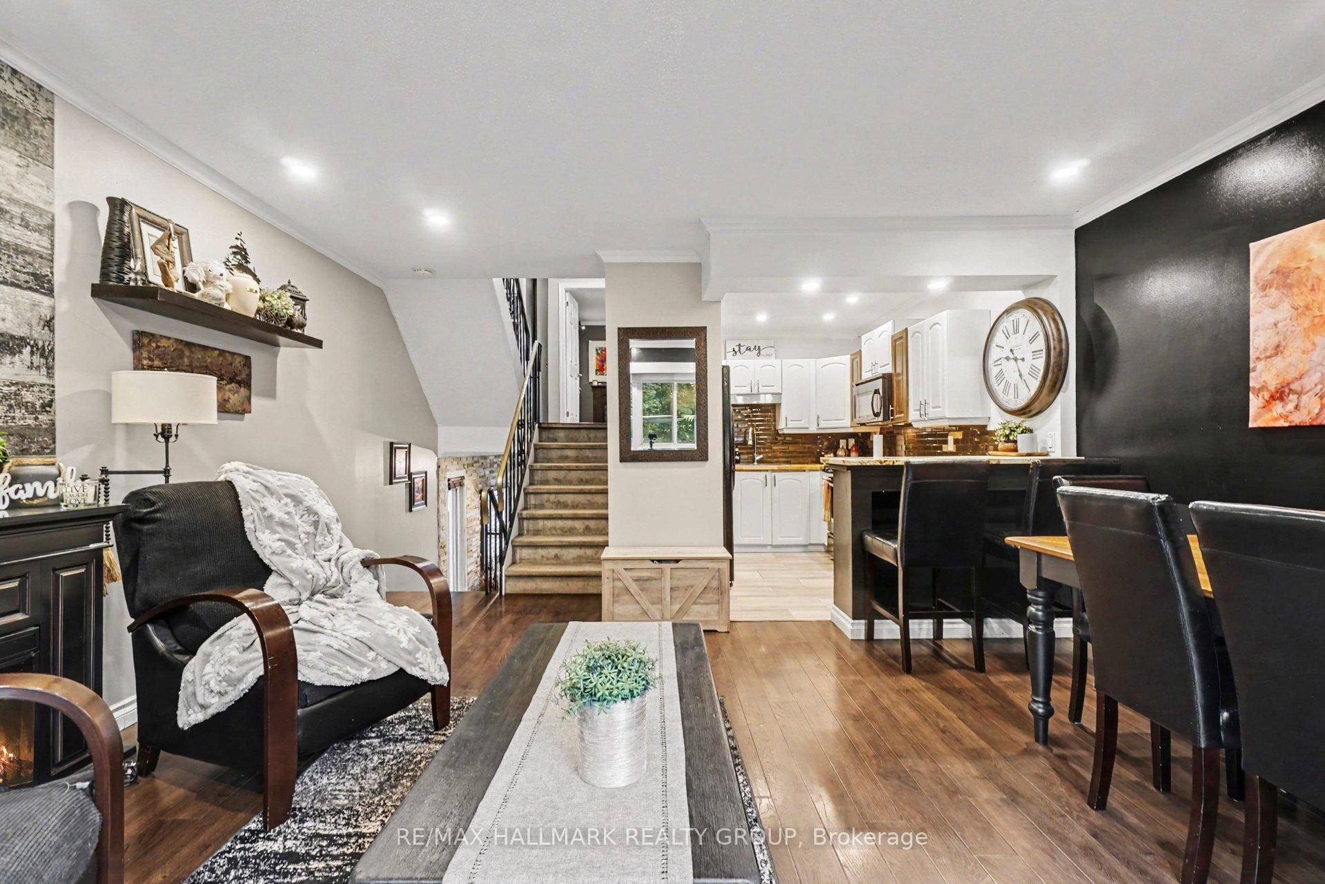 Photo 6 of 46 Tarquin Crescent, Ottawa, Westcliffe Estates — HOMEH