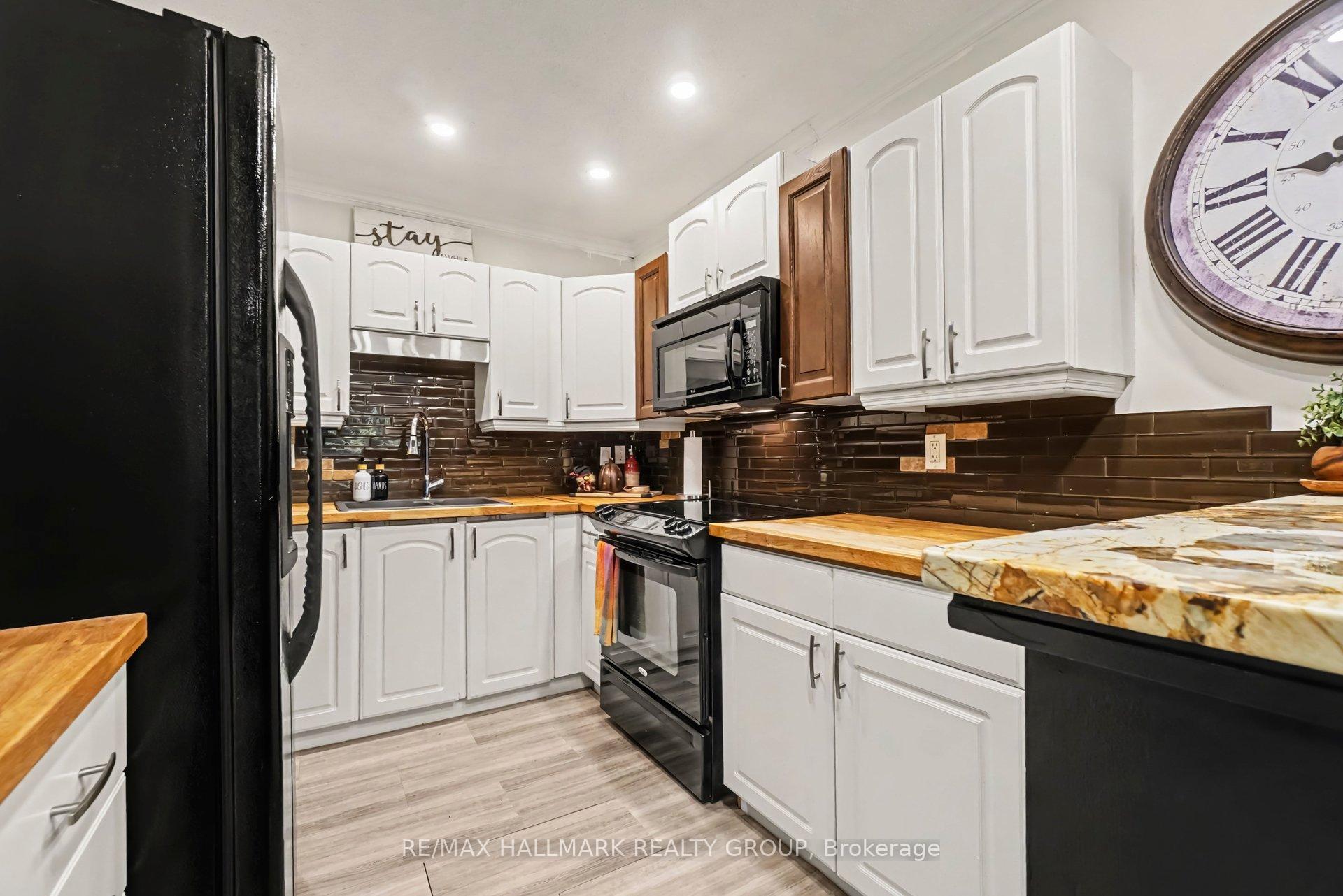 Photo 9 of 46 Tarquin Crescent, Ottawa, Westcliffe Estates — HOMEH