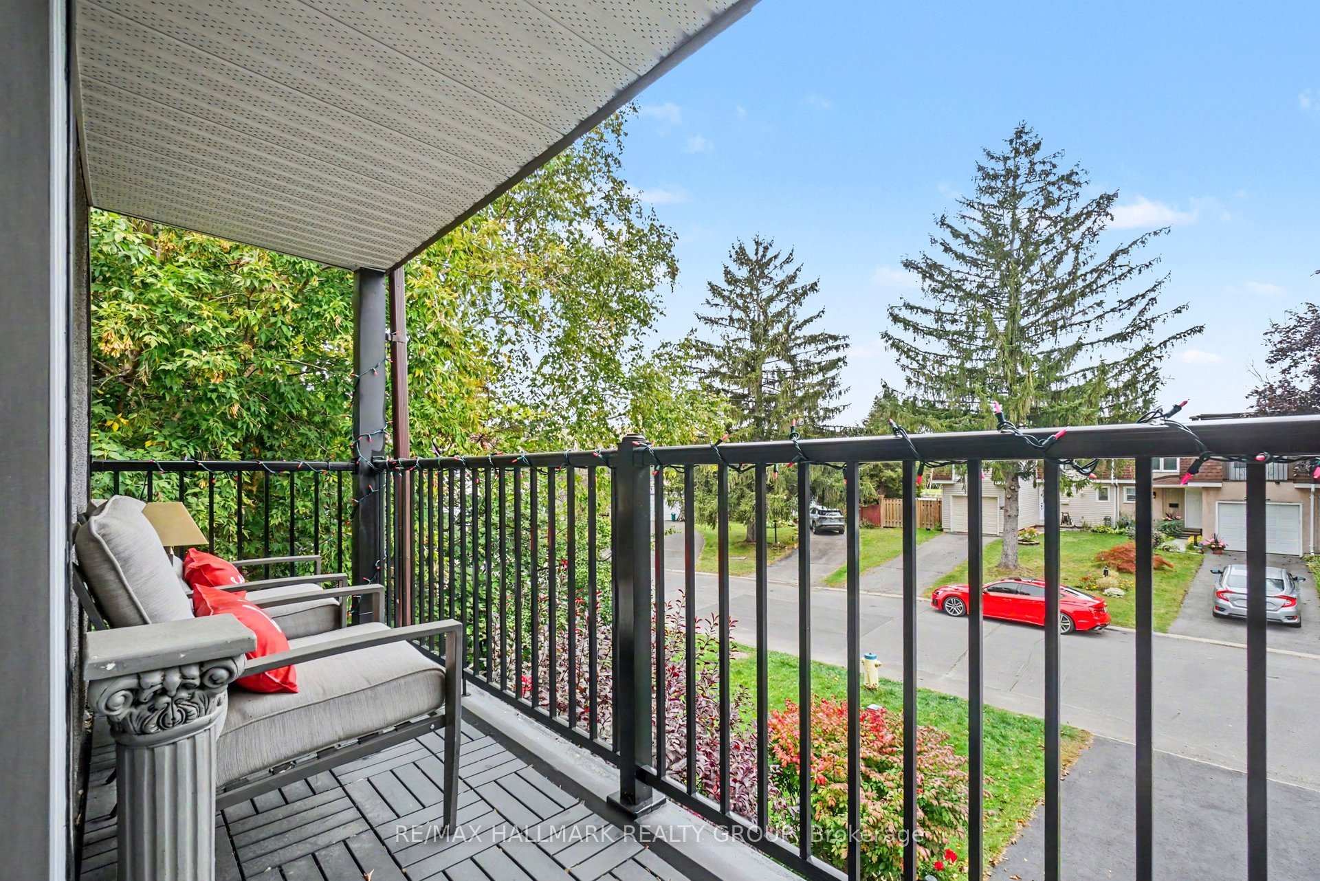 Photo 18 of 46 Tarquin Crescent, Ottawa, Westcliffe Estates — HOMEH