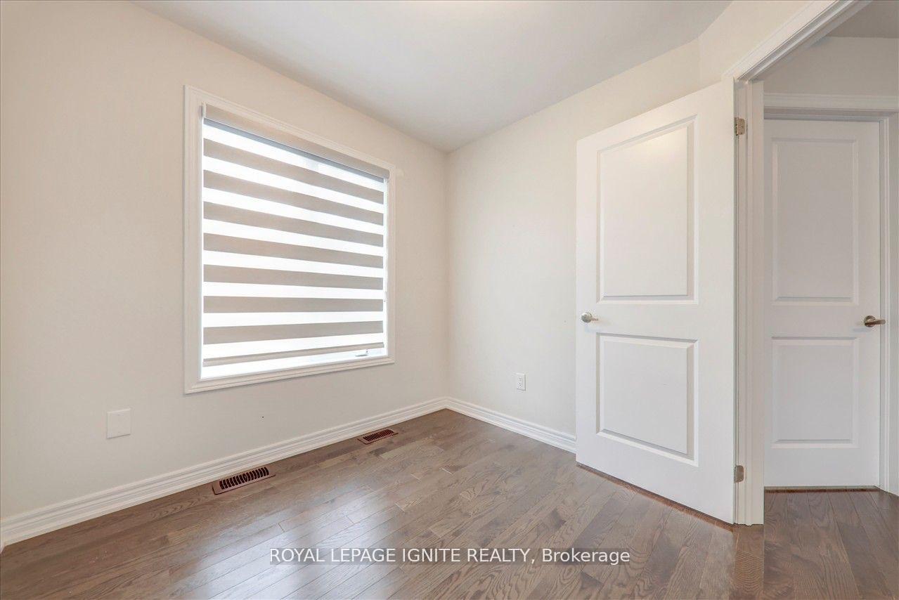 Photo 4 of 11 Waterleaf Road, Markham, Cornell — HOMEH
