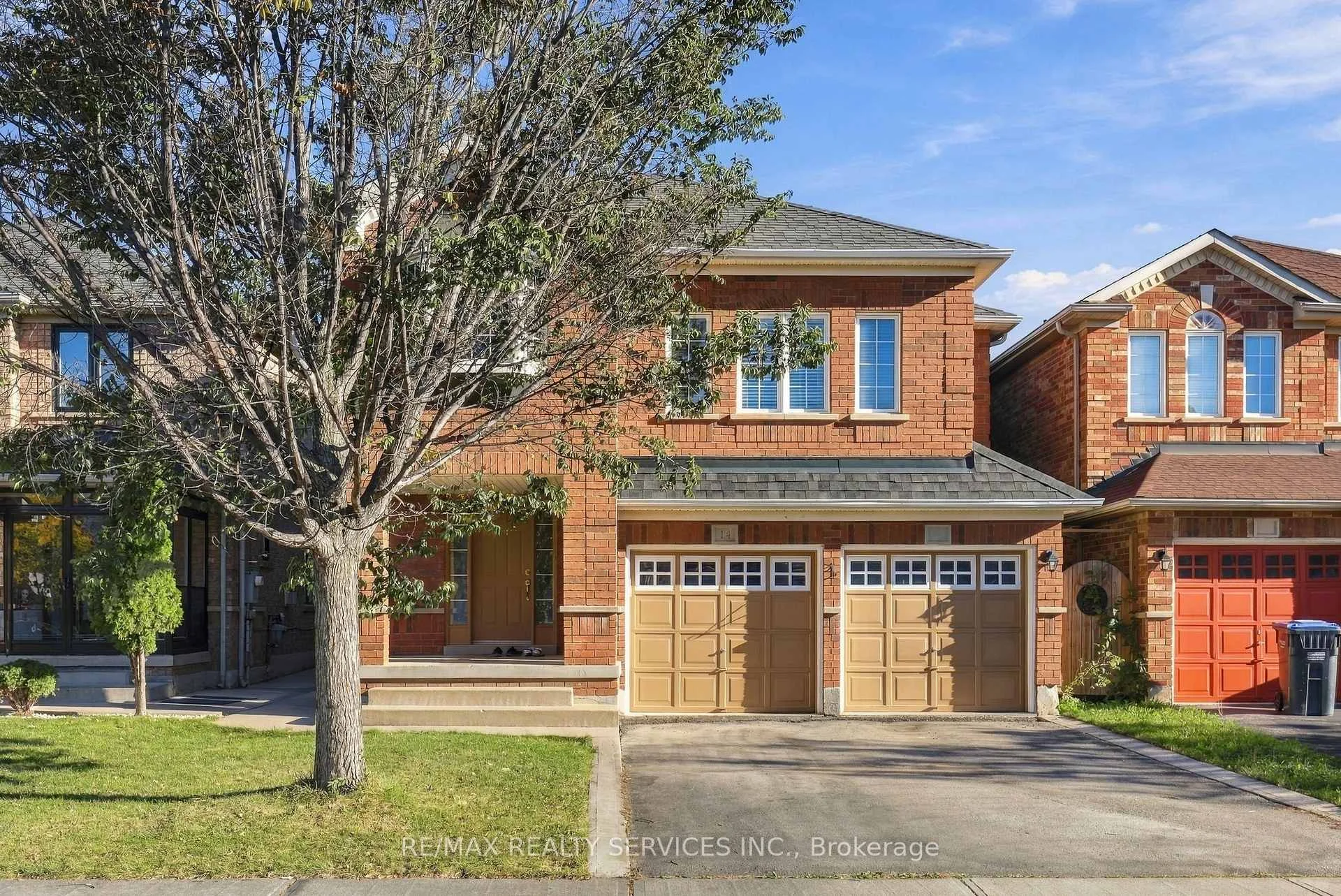 Photo 3 of 14 Dunure Crescent, Brampton, Fletcher's Meadow — HOMEH