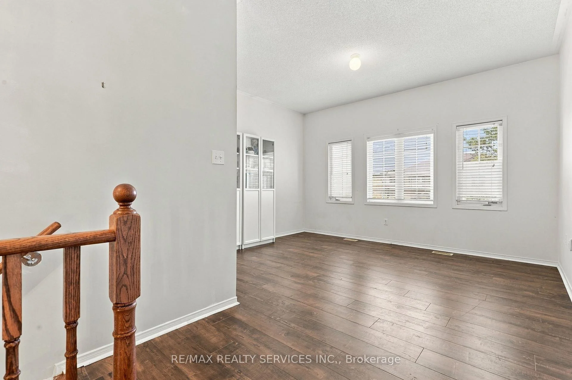 Photo 18 of 14 Dunure Crescent, Brampton, Fletcher's Meadow — HOMEH