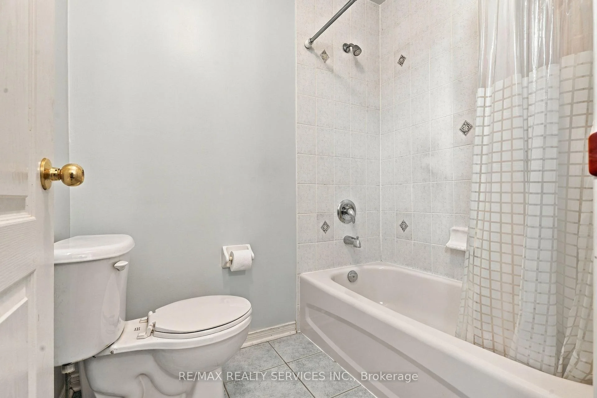 Photo 27 of 14 Dunure Crescent, Brampton, Fletcher's Meadow — HOMEH