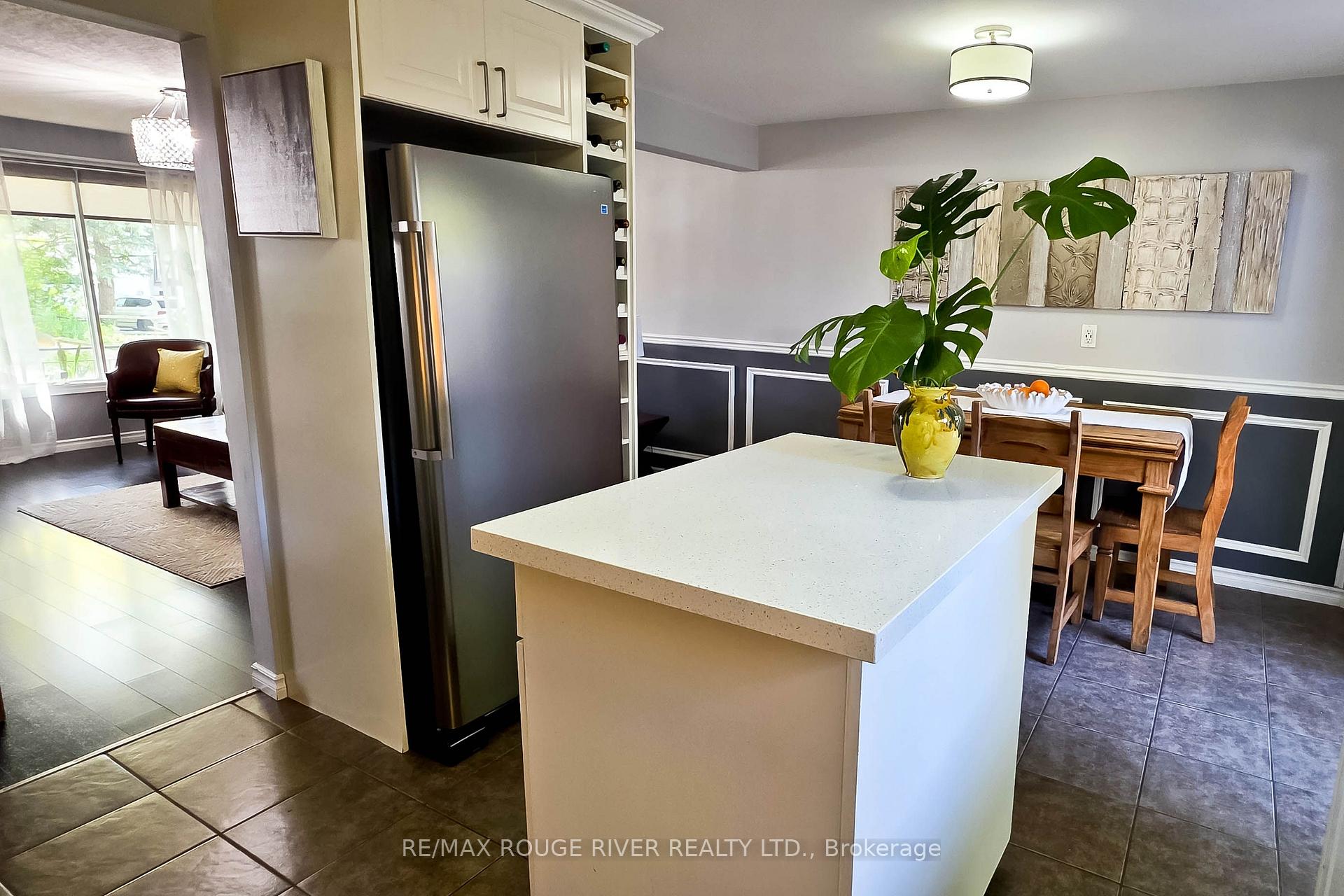 Photo 8 of 68 Upton Crescent, Guelph, Grange Road — HOMEH