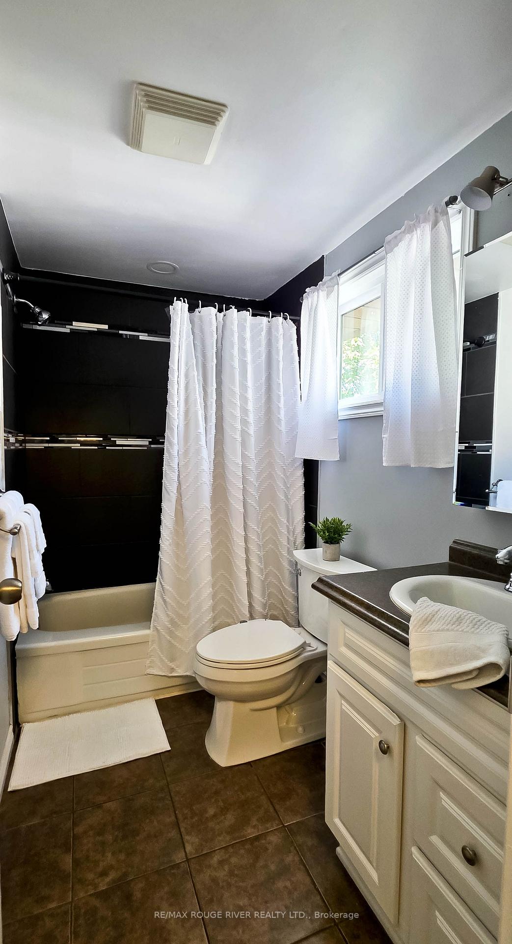 Photo 16 of 68 Upton Crescent, Guelph, Grange Road — HOMEH