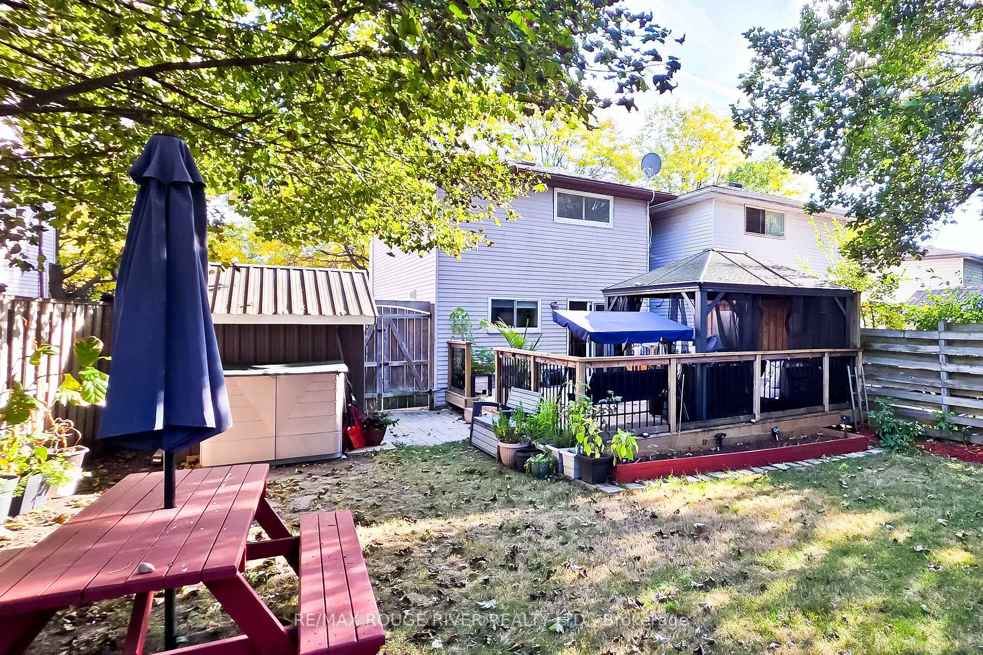 Photo 27 of 68 Upton Crescent, Guelph, Grange Road — HOMEH