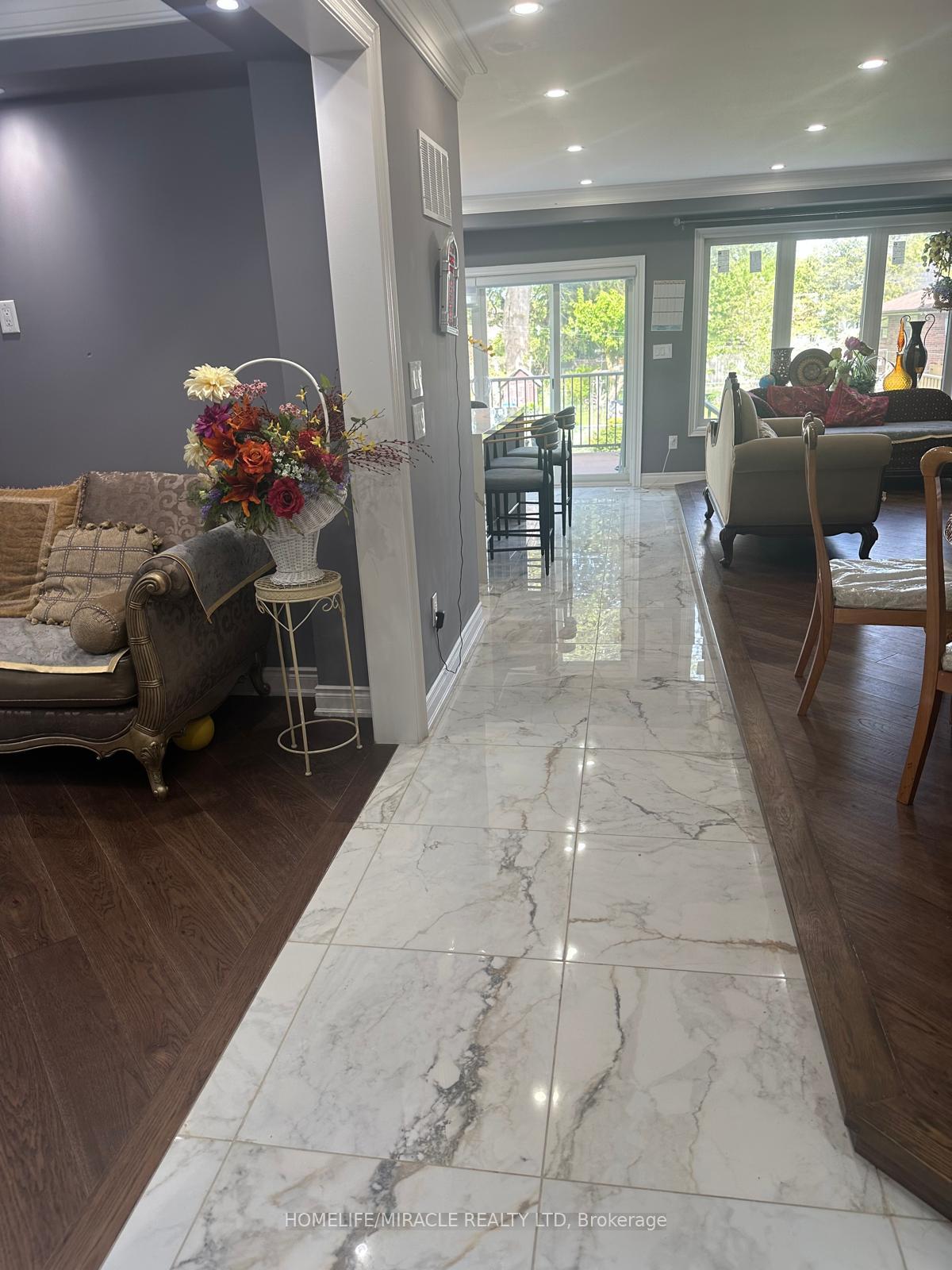 Photo 6 of 69B Homestead Road, Scarborough, West Hill — HOMEH
