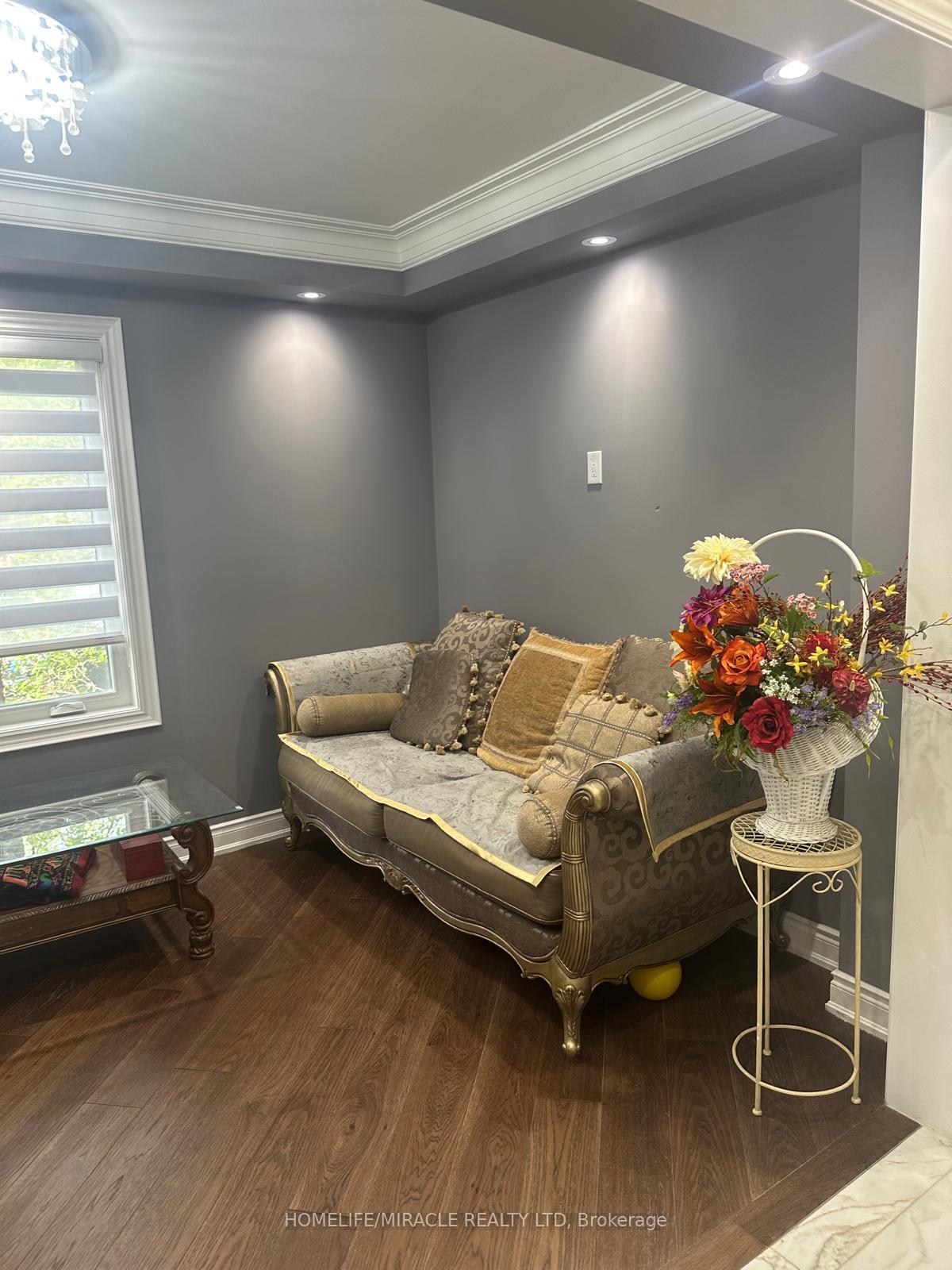 Photo 7 of 69B Homestead Road, Scarborough, West Hill — HOMEH