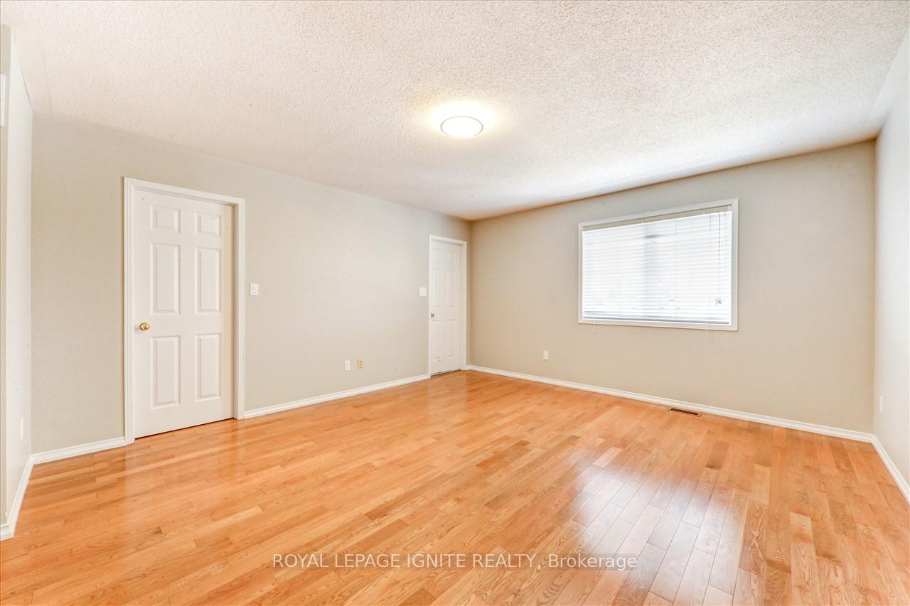 Photo 20 of 32 Tansley Crescent, Ajax, Northeast Ajax — HOMEH