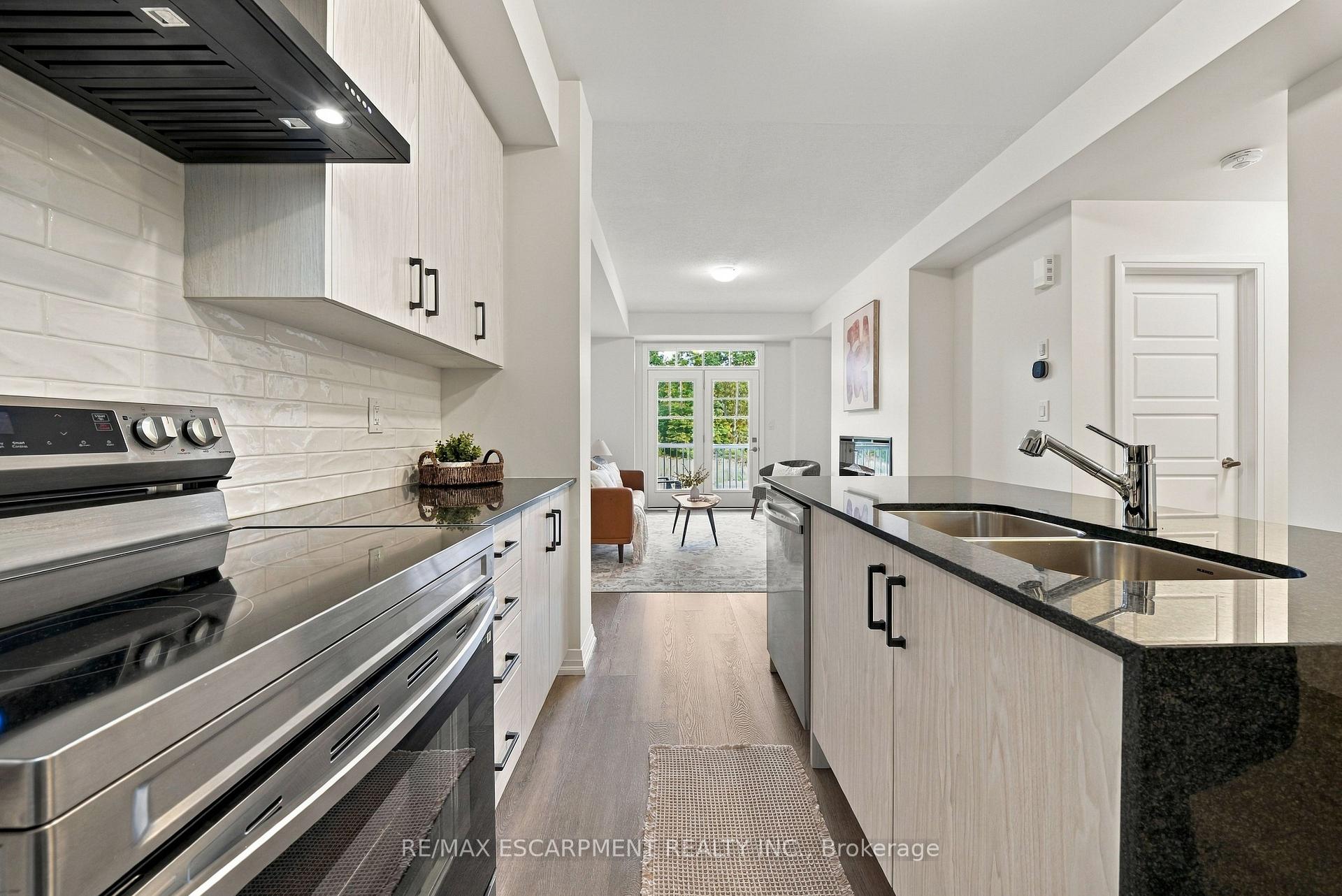 Photo 11 of 42 Brixton Road, Haldimand — HOMEH
