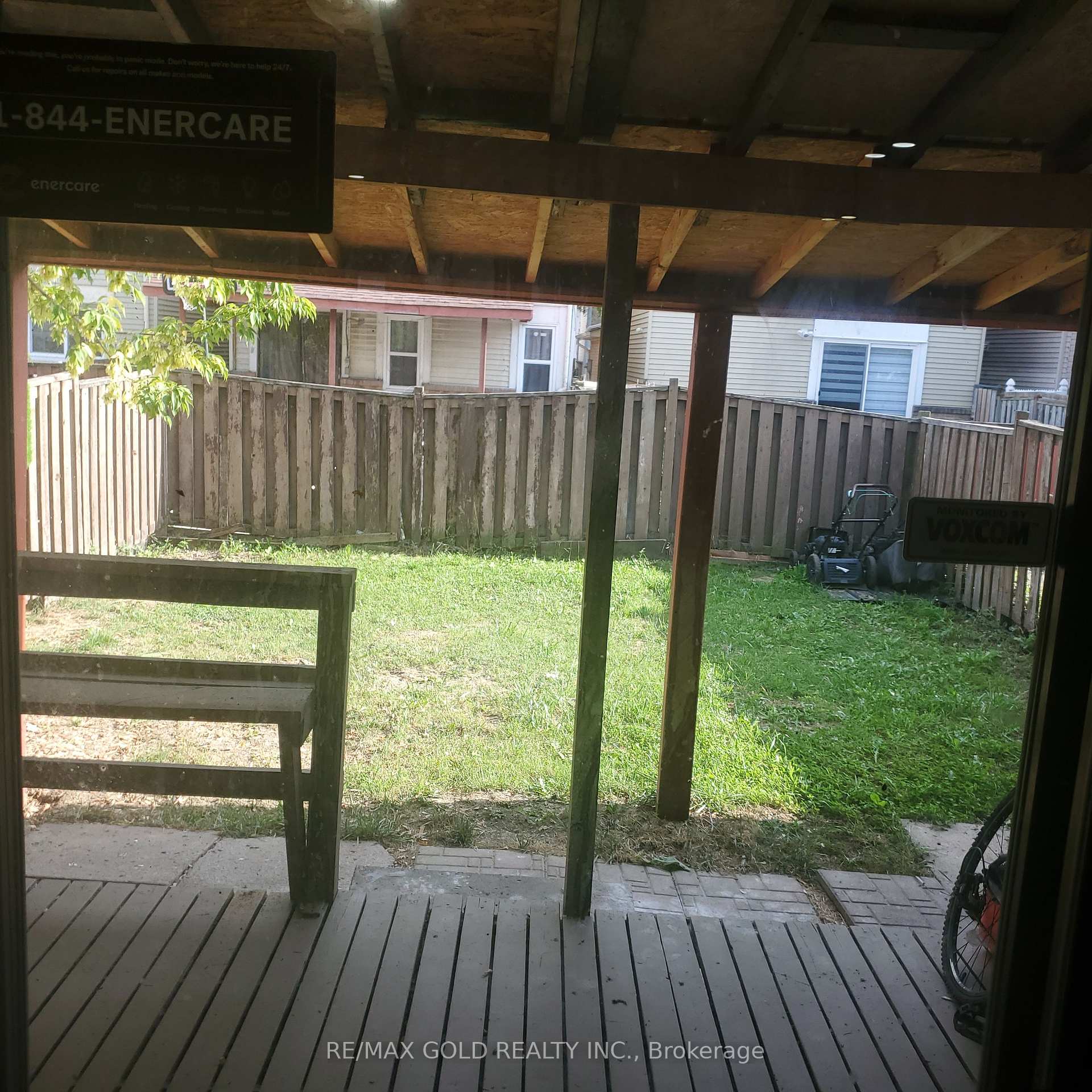 Photo 13 of 7 Auld Croft Road, Etobicoke, West Humber-Clairville — HOMEH