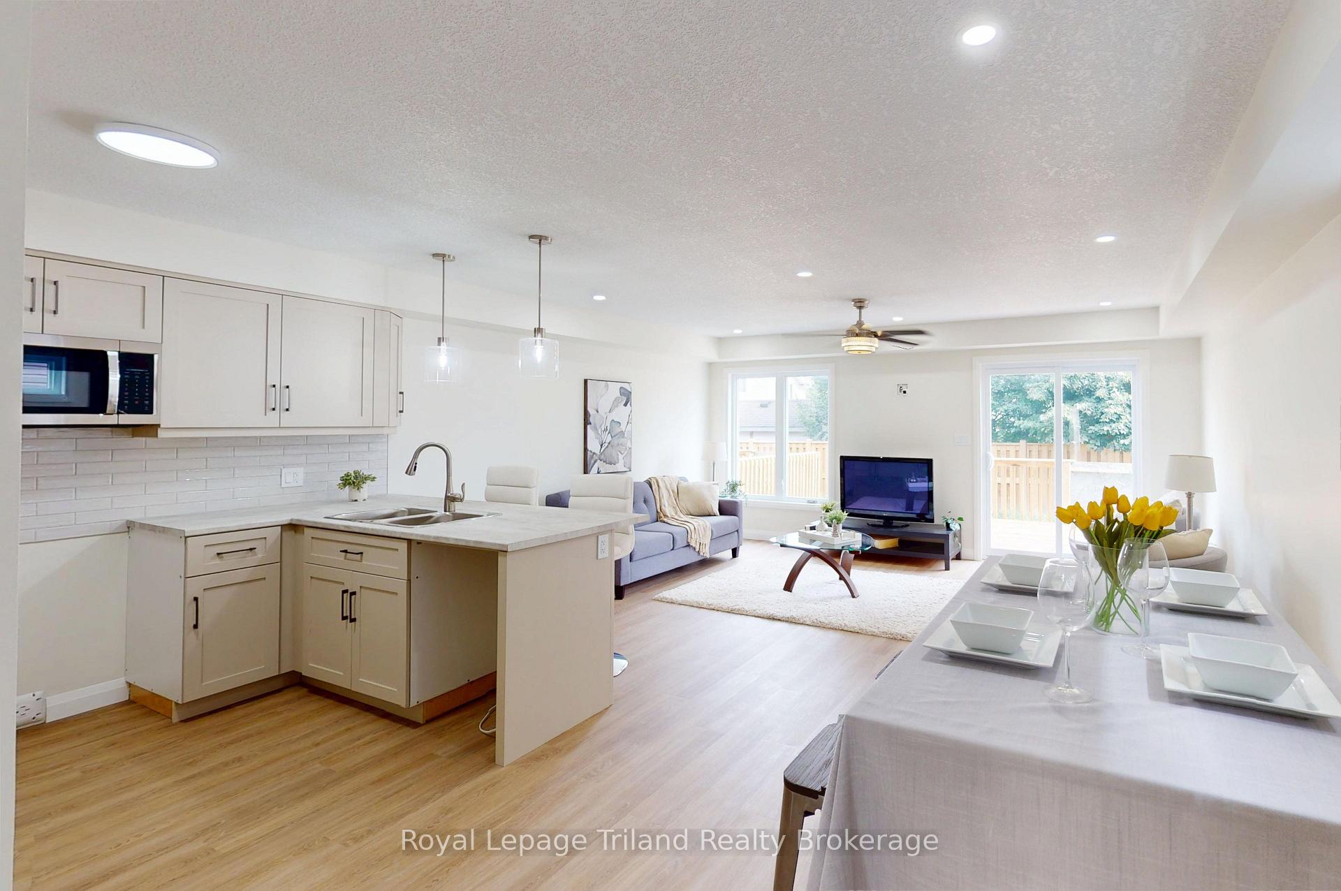 Photo 5 of Unit B, 137 Wimpole Street, West Perth, Mitchell — HOMEH