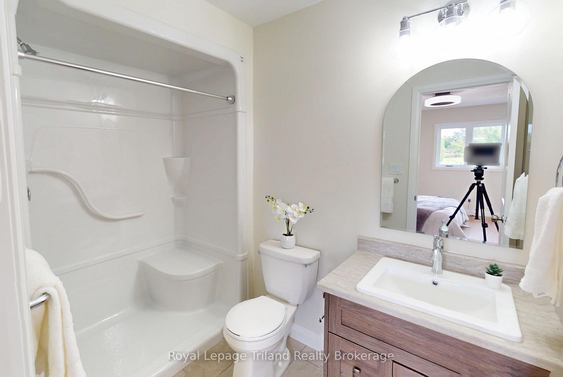 Photo 19 of Unit B, 137 Wimpole Street, West Perth, Mitchell — HOMEH