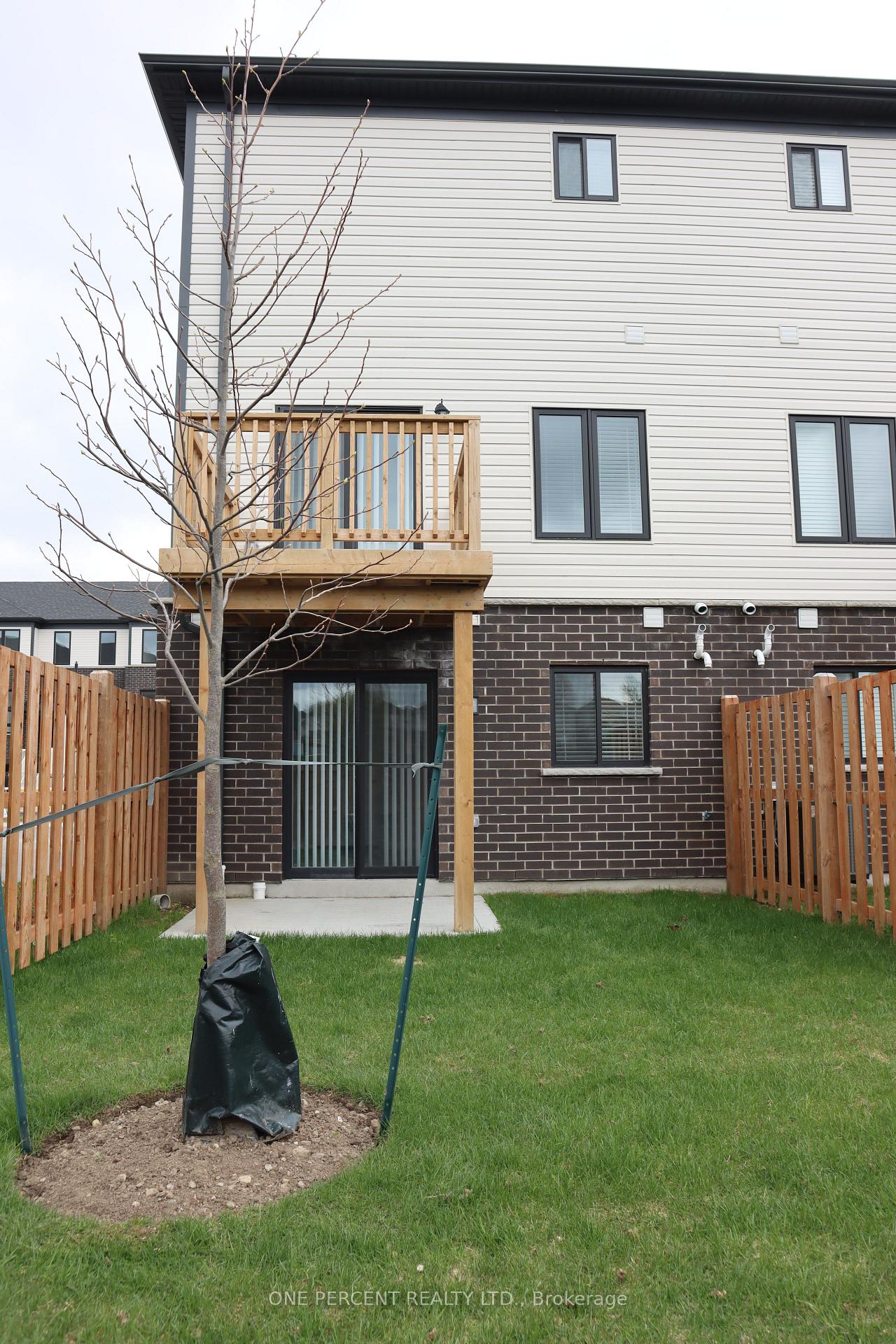 Photo 2 of 15 Sora Lane, Guelph, Grange Road — HOMEH