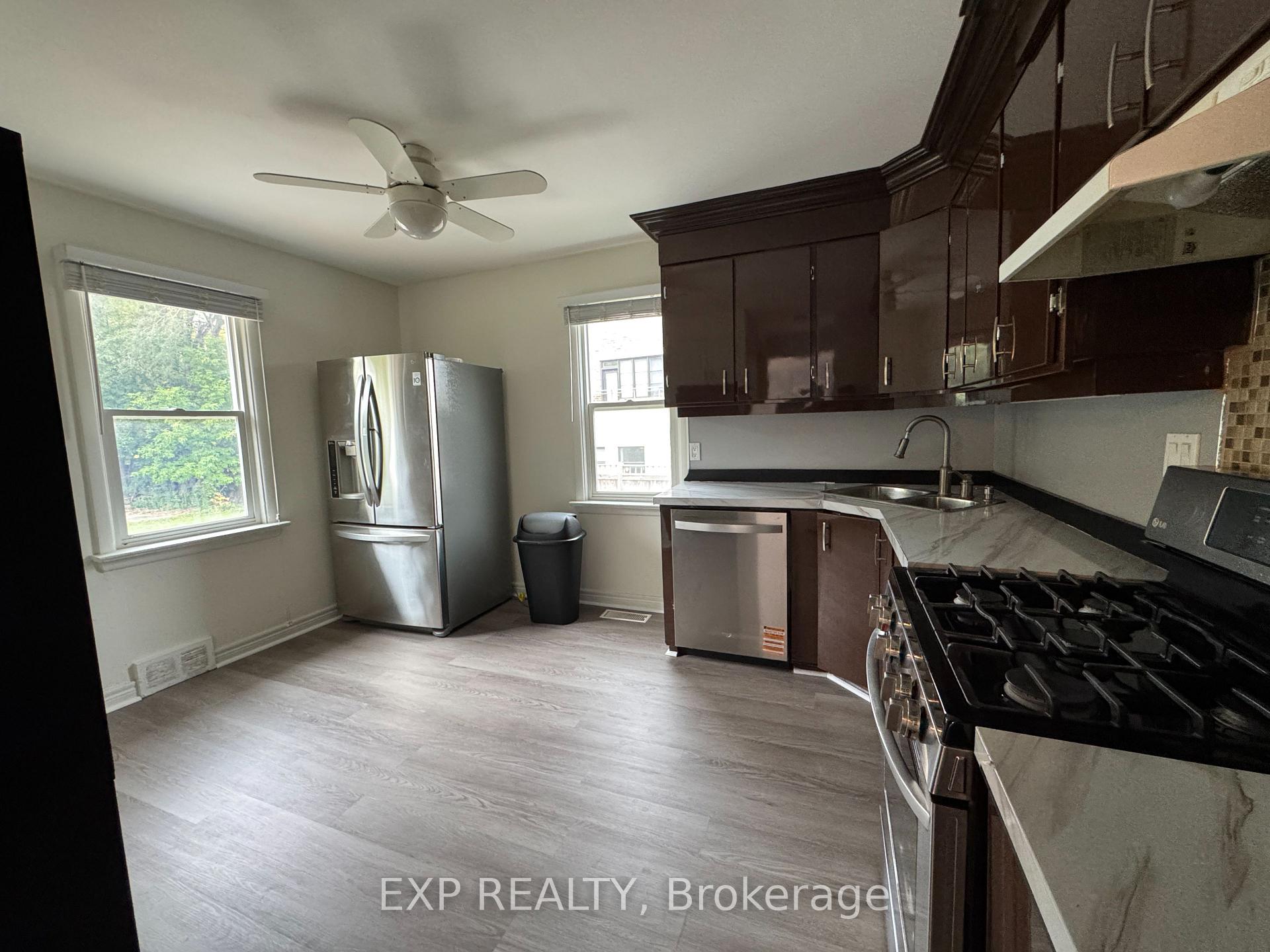 Photo 8 of 49 Sunset Beach Road, Richmond Hill, Oak Ridges Lake Wilcox — HOMEH