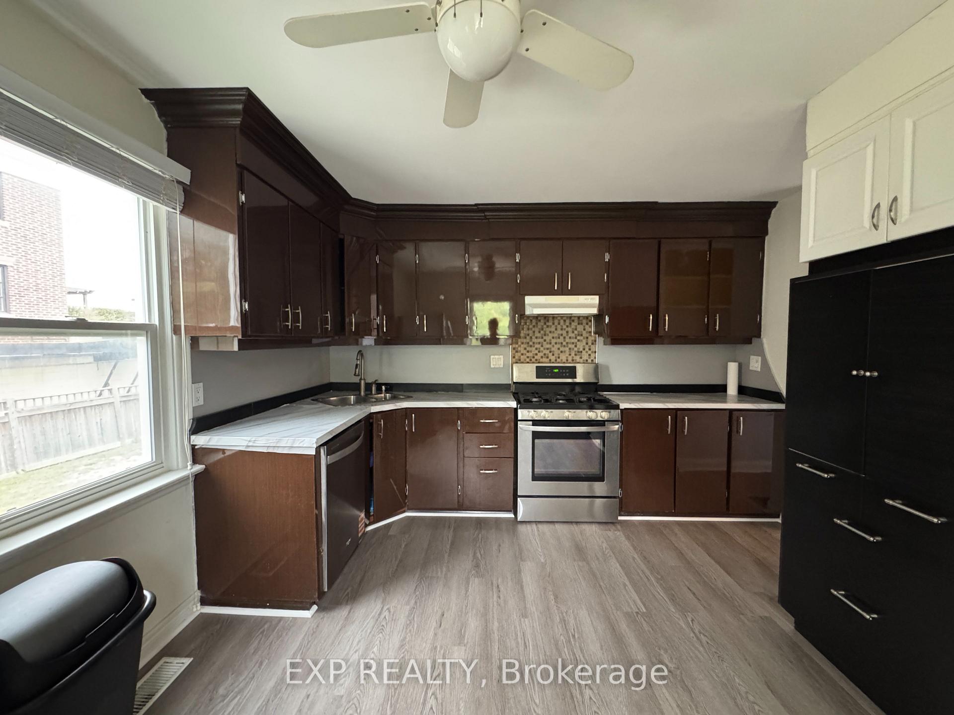 Photo 11 of 49 Sunset Beach Road, Richmond Hill, Oak Ridges Lake Wilcox — HOMEH