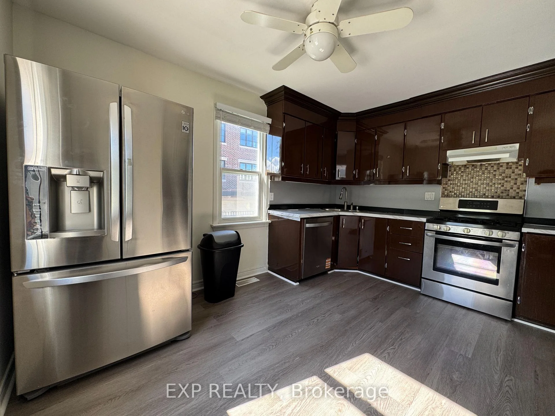 Photo 10 of 49 Sunset Beach Road, Richmond Hill, Oak Ridges Lake Wilcox — HOMEH