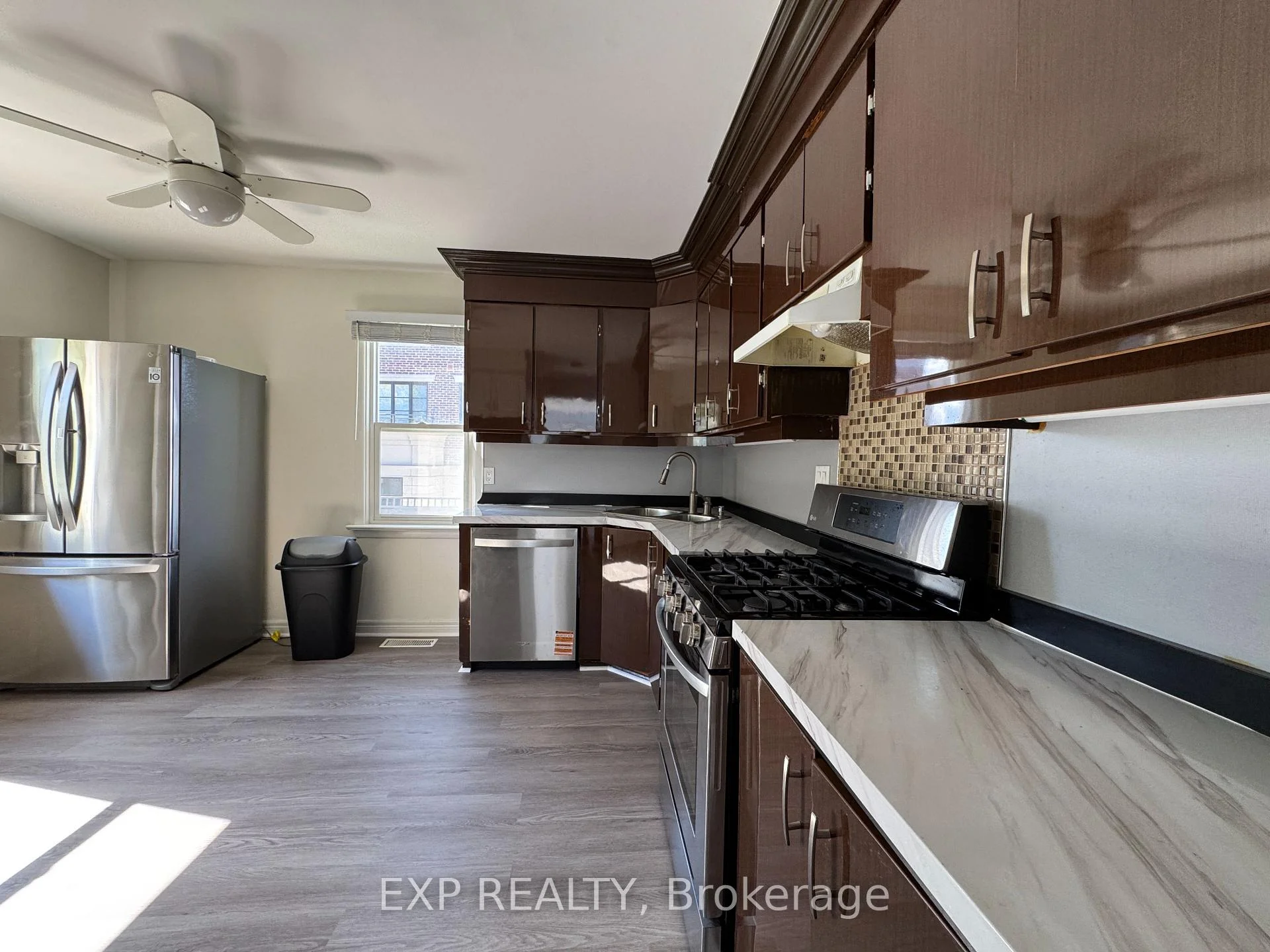 Photo 12 of 49 Sunset Beach Road, Richmond Hill, Oak Ridges Lake Wilcox — HOMEH