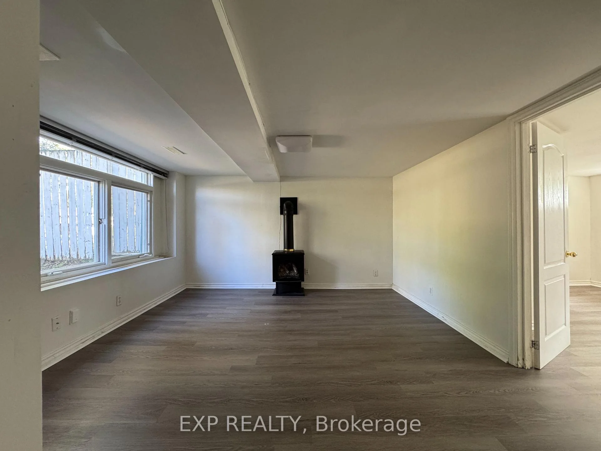 Photo 41 of 49 Sunset Beach Road, Richmond Hill, Oak Ridges Lake Wilcox — HOMEH