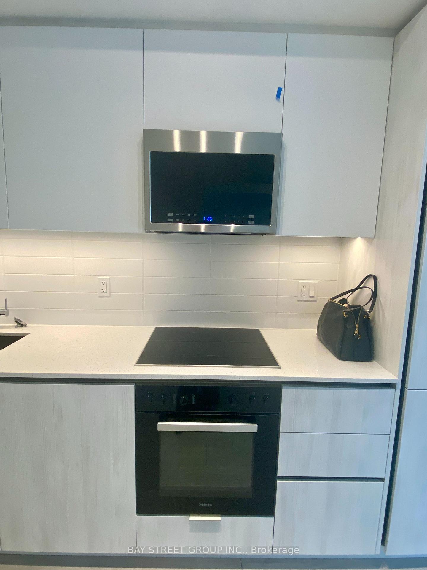 Photo 5 of Unit 2812, 400 King Street W, Toronto, Waterfront Communities — HOMEH