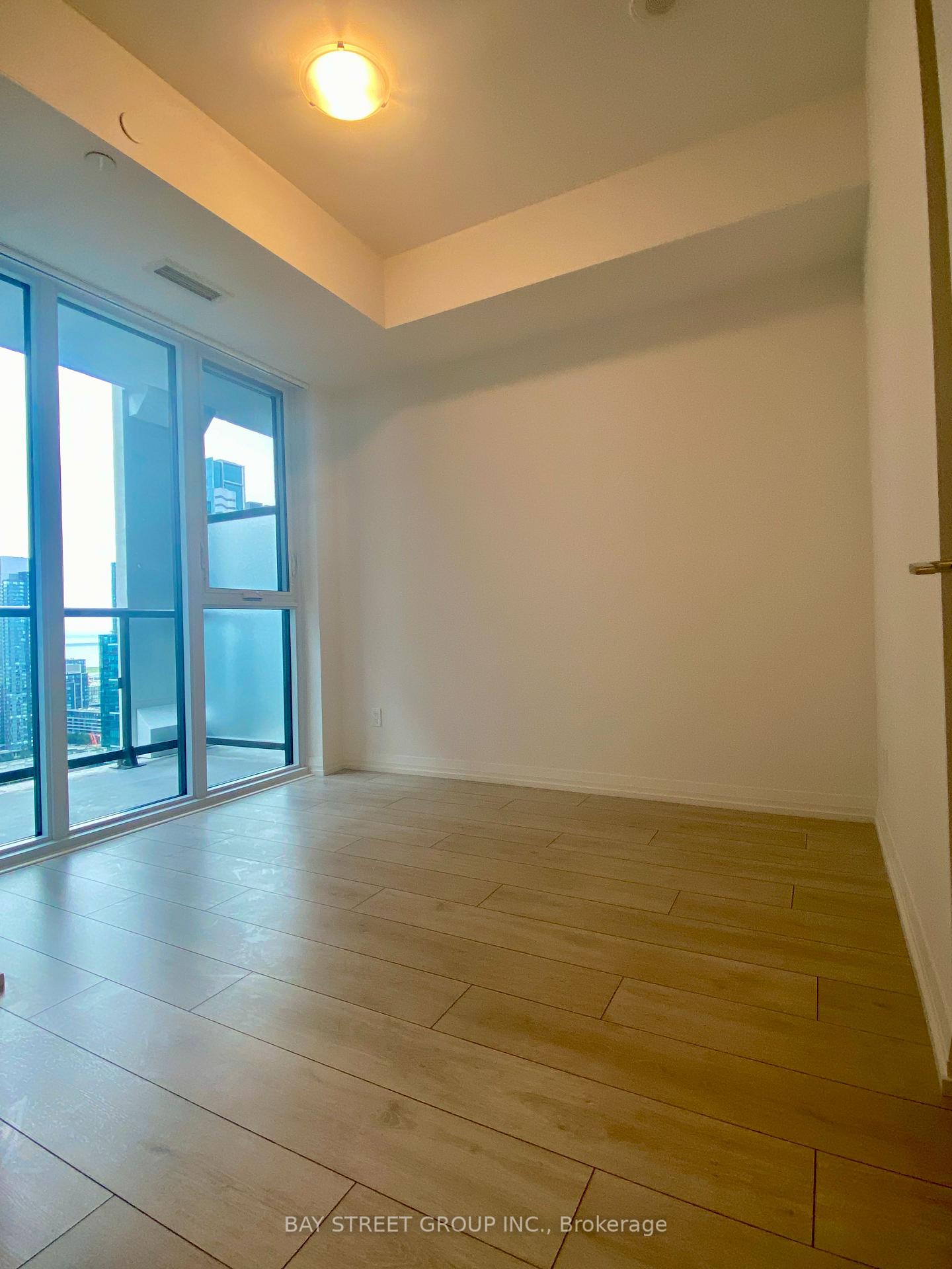 Photo 7 of Unit 2812, 400 King Street W, Toronto, Waterfront Communities — HOMEH