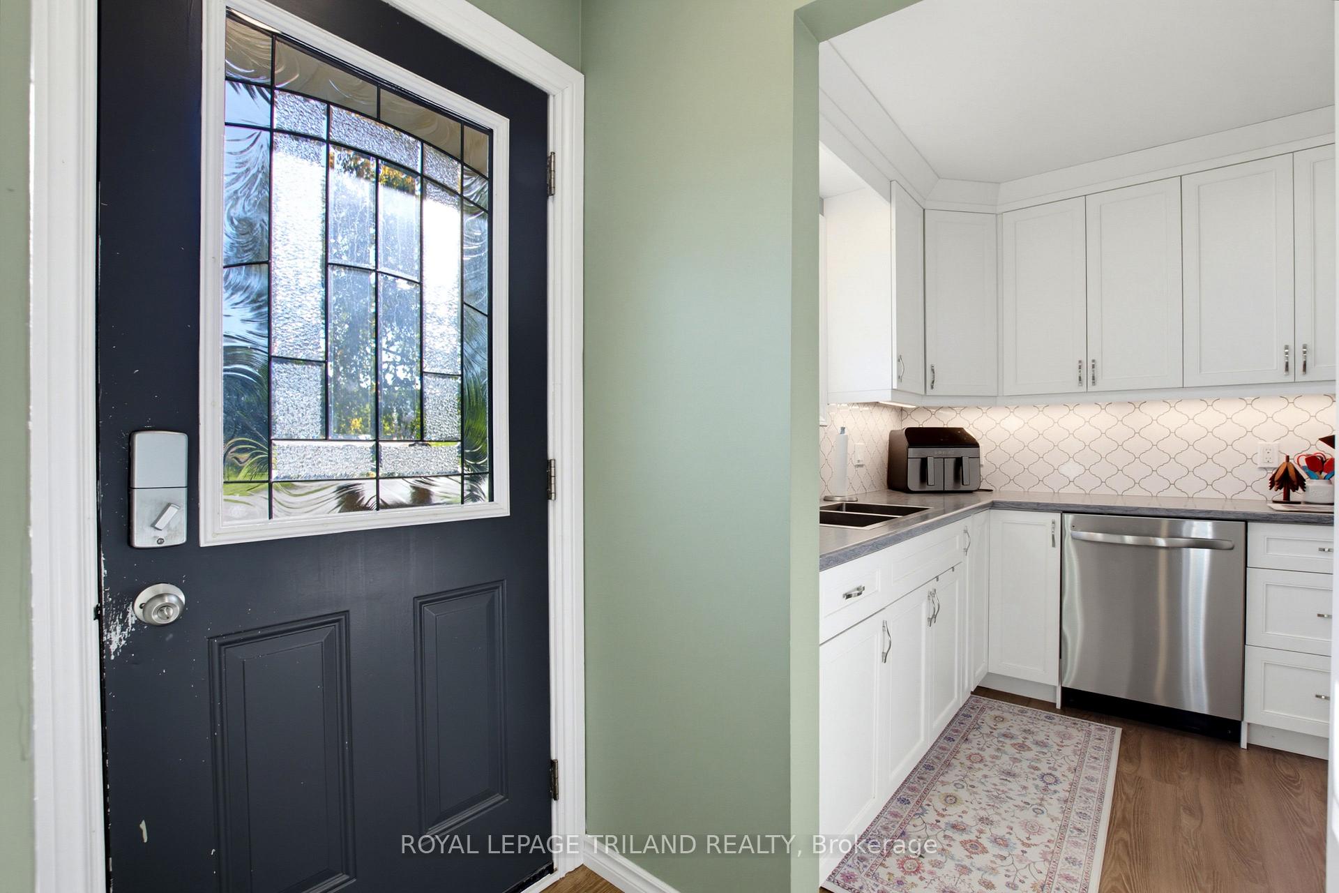 Photo 8 of 128 Highview Drive, St. Thomas — HOMEH