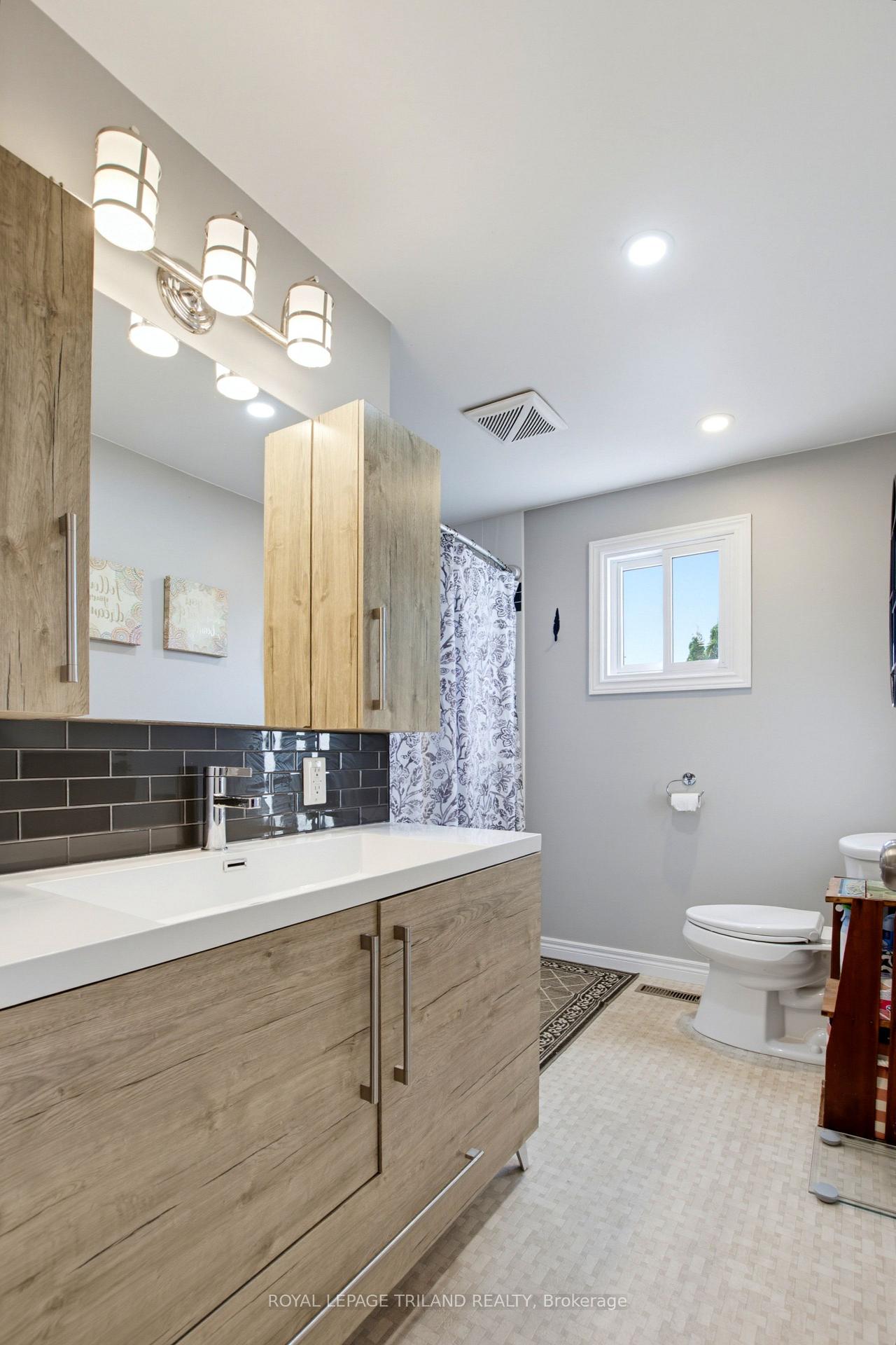 Photo 22 of 128 Highview Drive, St. Thomas — HOMEH
