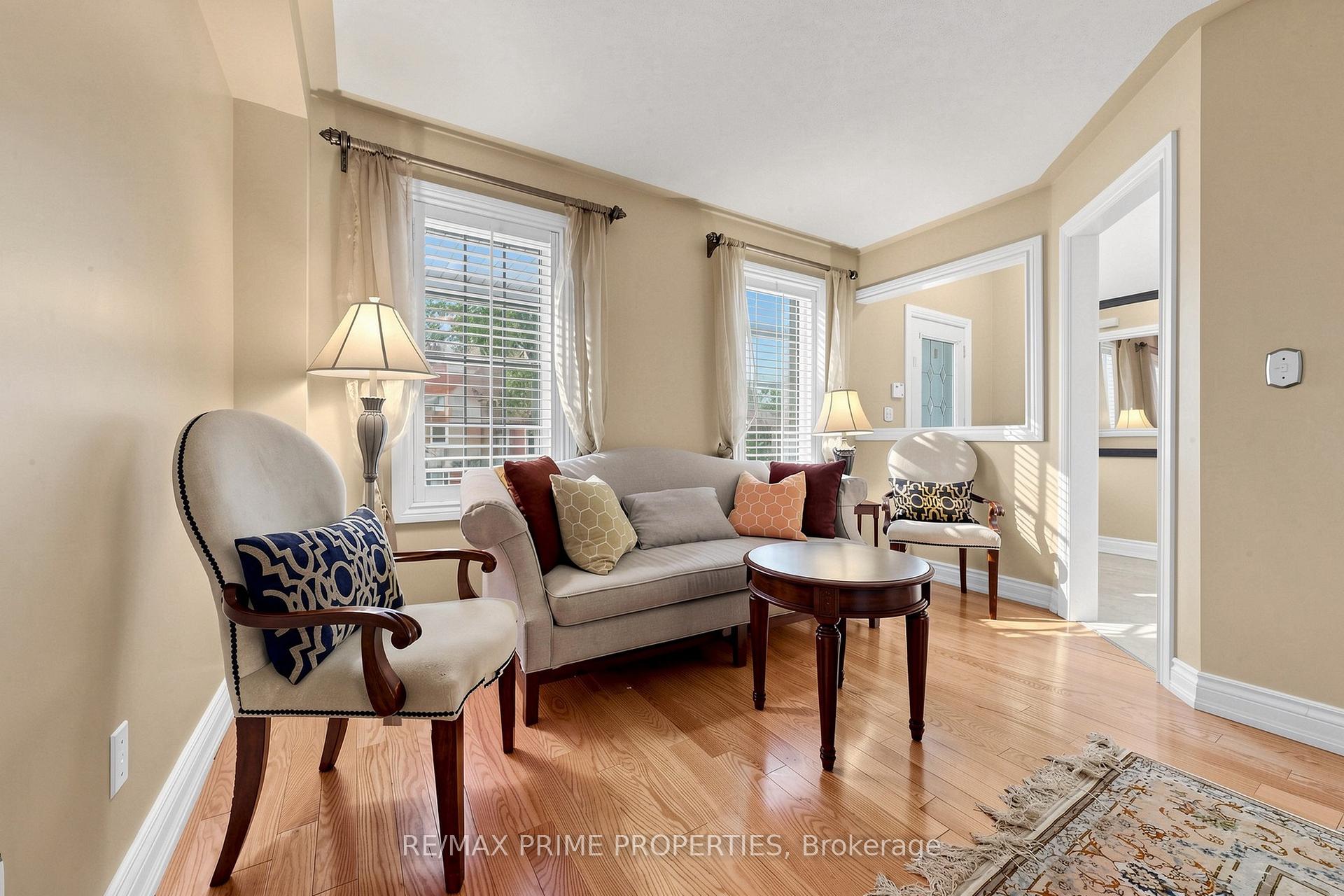 Photo 11 of 101 Settlement Park Avenue, Markham, Cornell — HOMEH