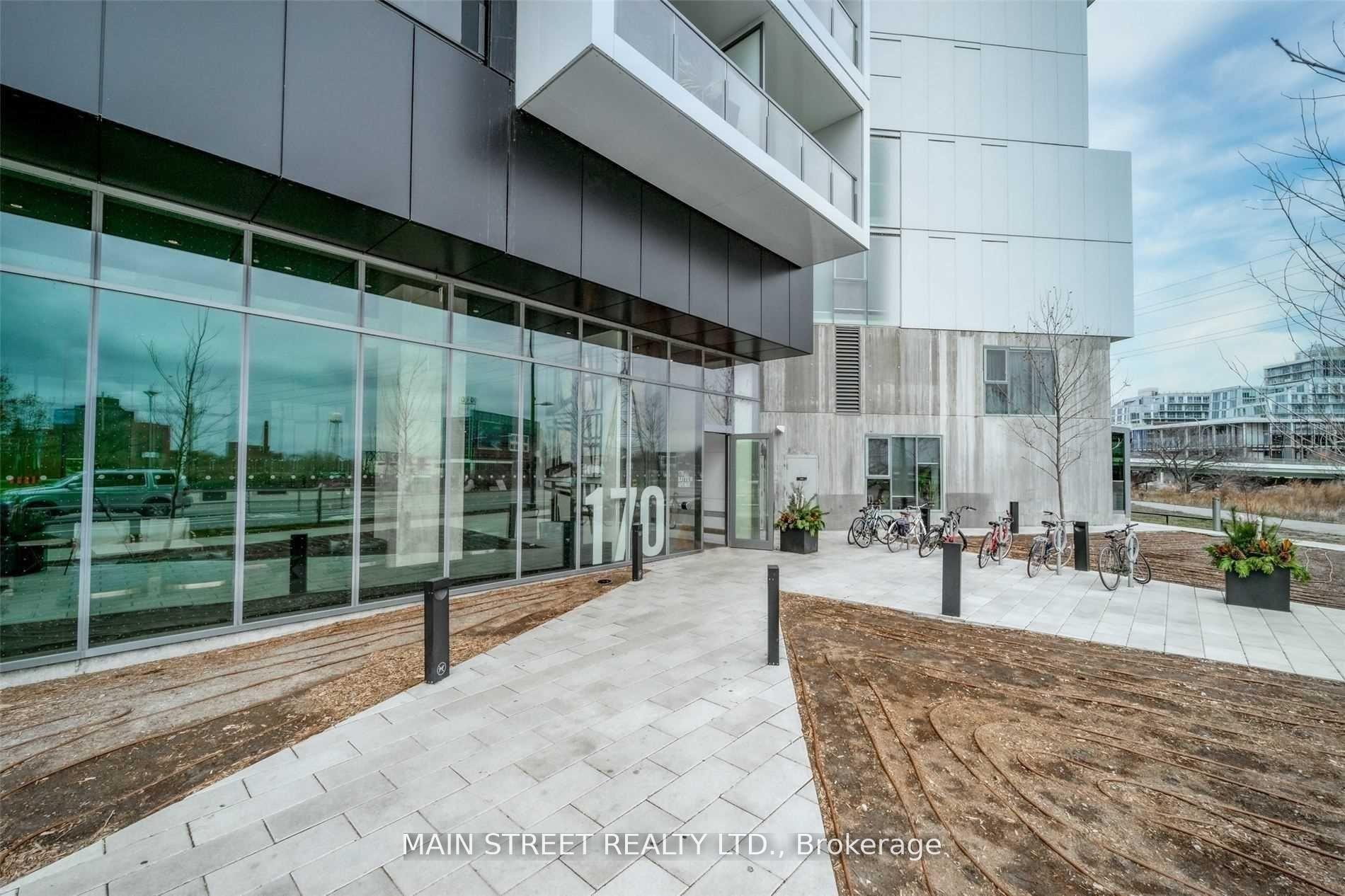 Photo 3 of Unit 904, 170 Bayview Avenue, Toronto, Moss Park — HOMEH
