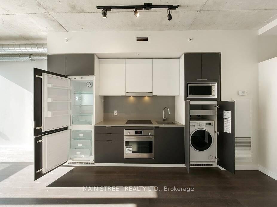 Photo 20 of Unit 904, 170 Bayview Avenue, Toronto, Moss Park — HOMEH