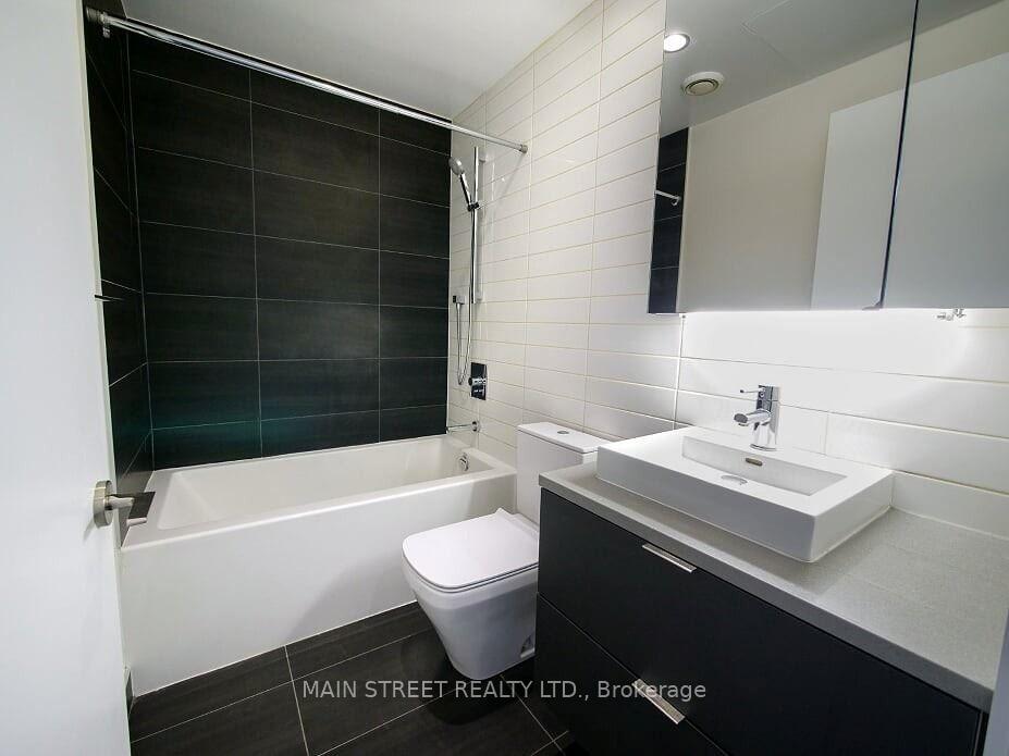 Photo 23 of Unit 904, 170 Bayview Avenue, Toronto, Moss Park — HOMEH