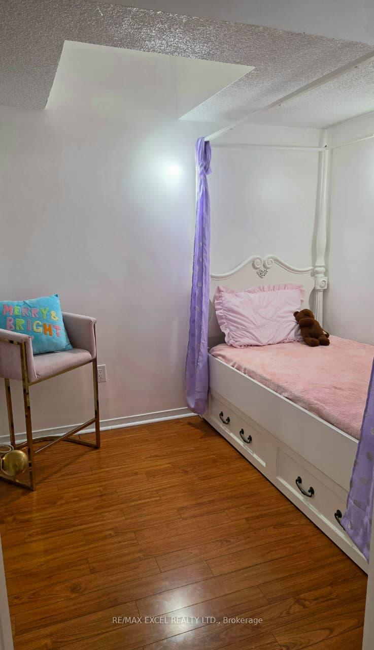 Photo 3 of Unit 2, 42 Pinery Trail, Scarborough, Malvern — HOMEH