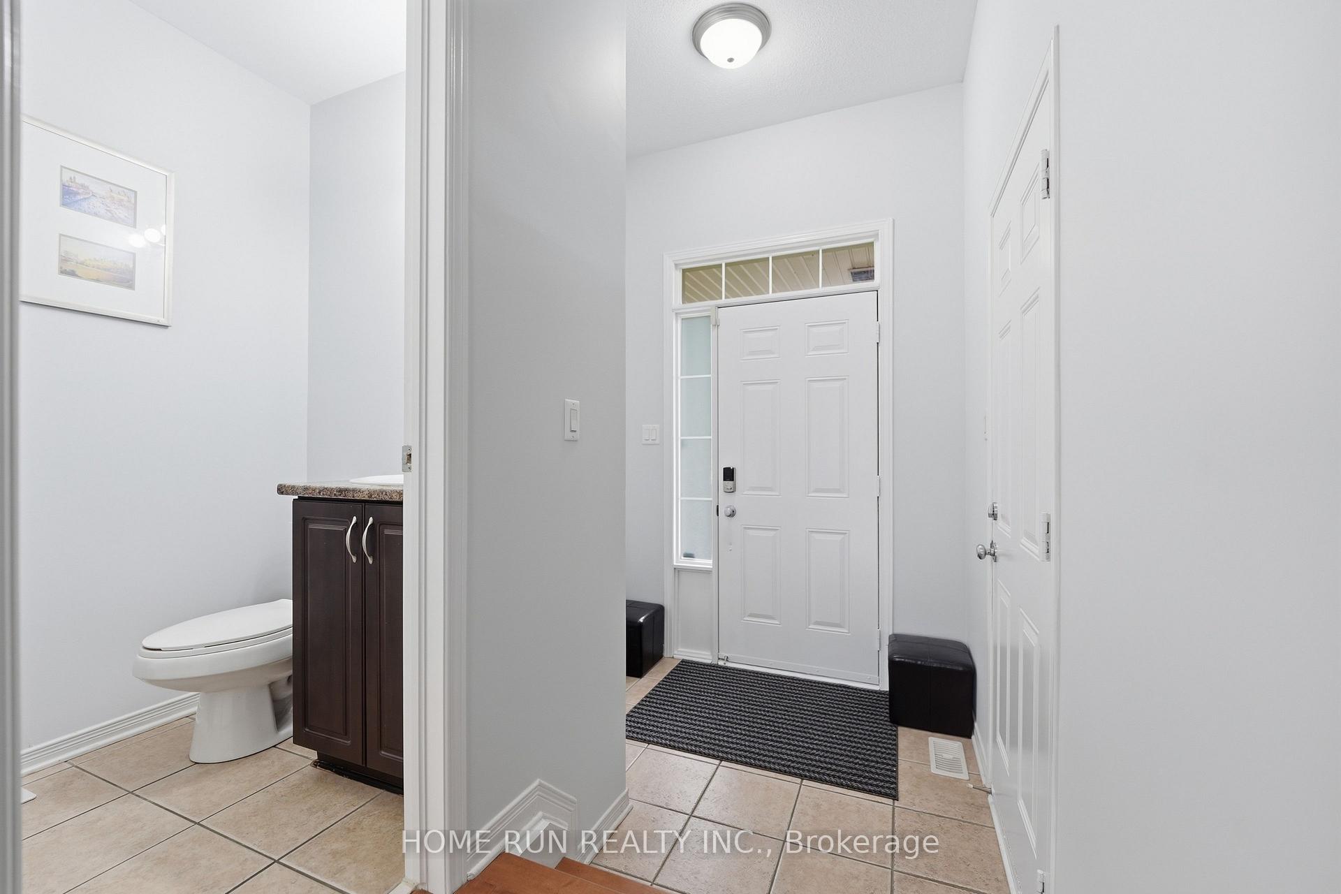 Photo 3 of 202 Maxwell Bridge Road, Ottawa, Kanata - Morgan's Grant/South March — HOMEH