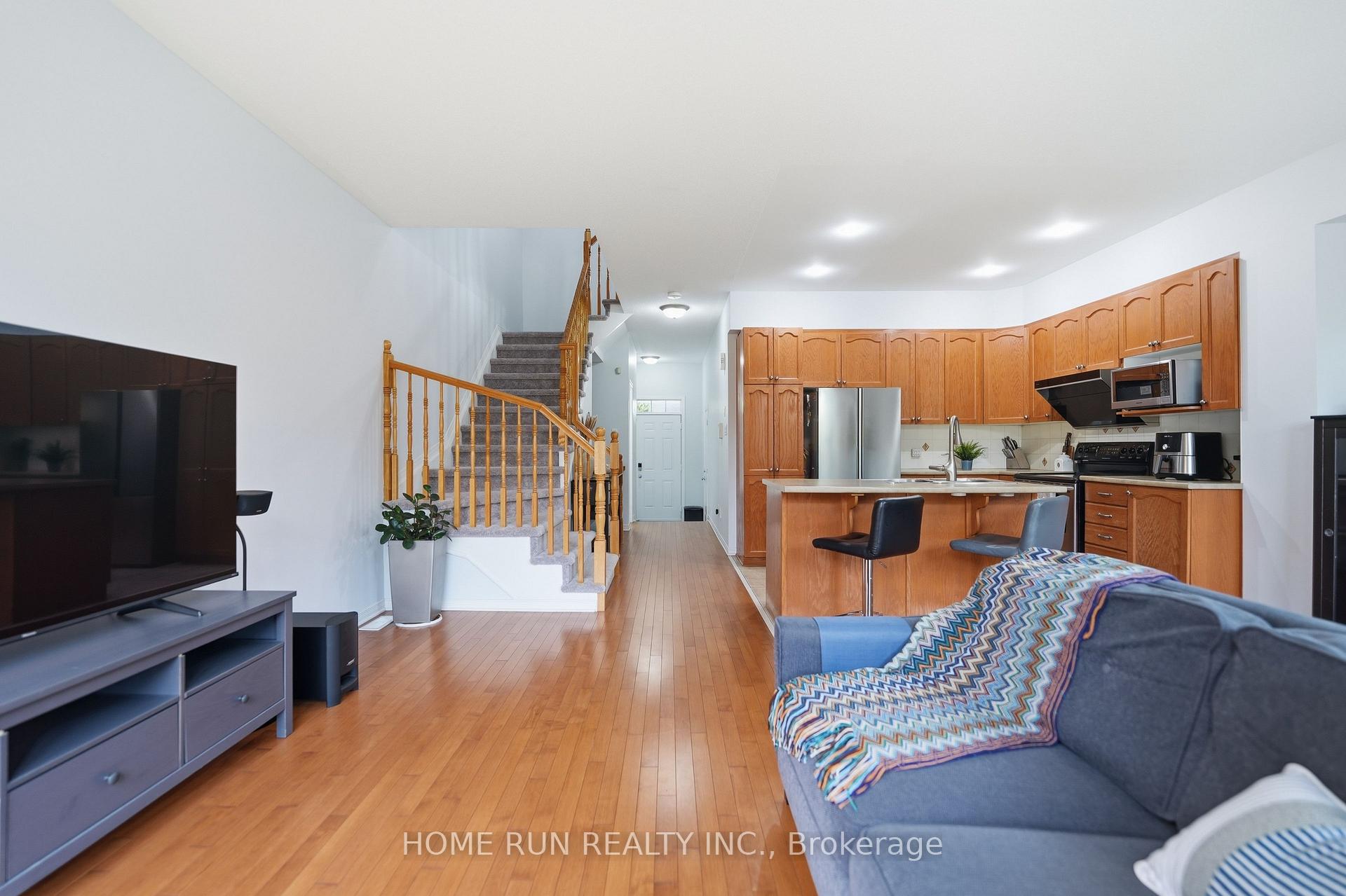 Photo 7 of 202 Maxwell Bridge Road, Ottawa, Kanata - Morgan's Grant/South March — HOMEH