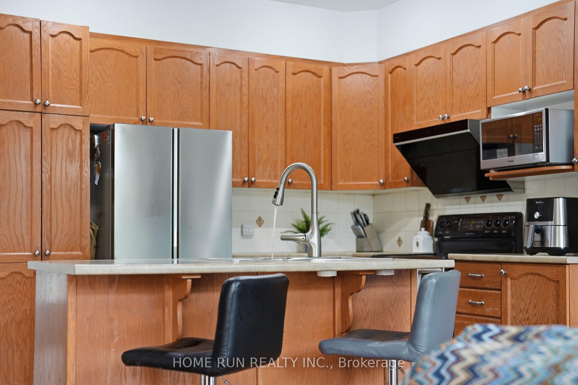 Photo 12 of 202 Maxwell Bridge Road, Ottawa, Kanata - Morgan's Grant/South March — HOMEH