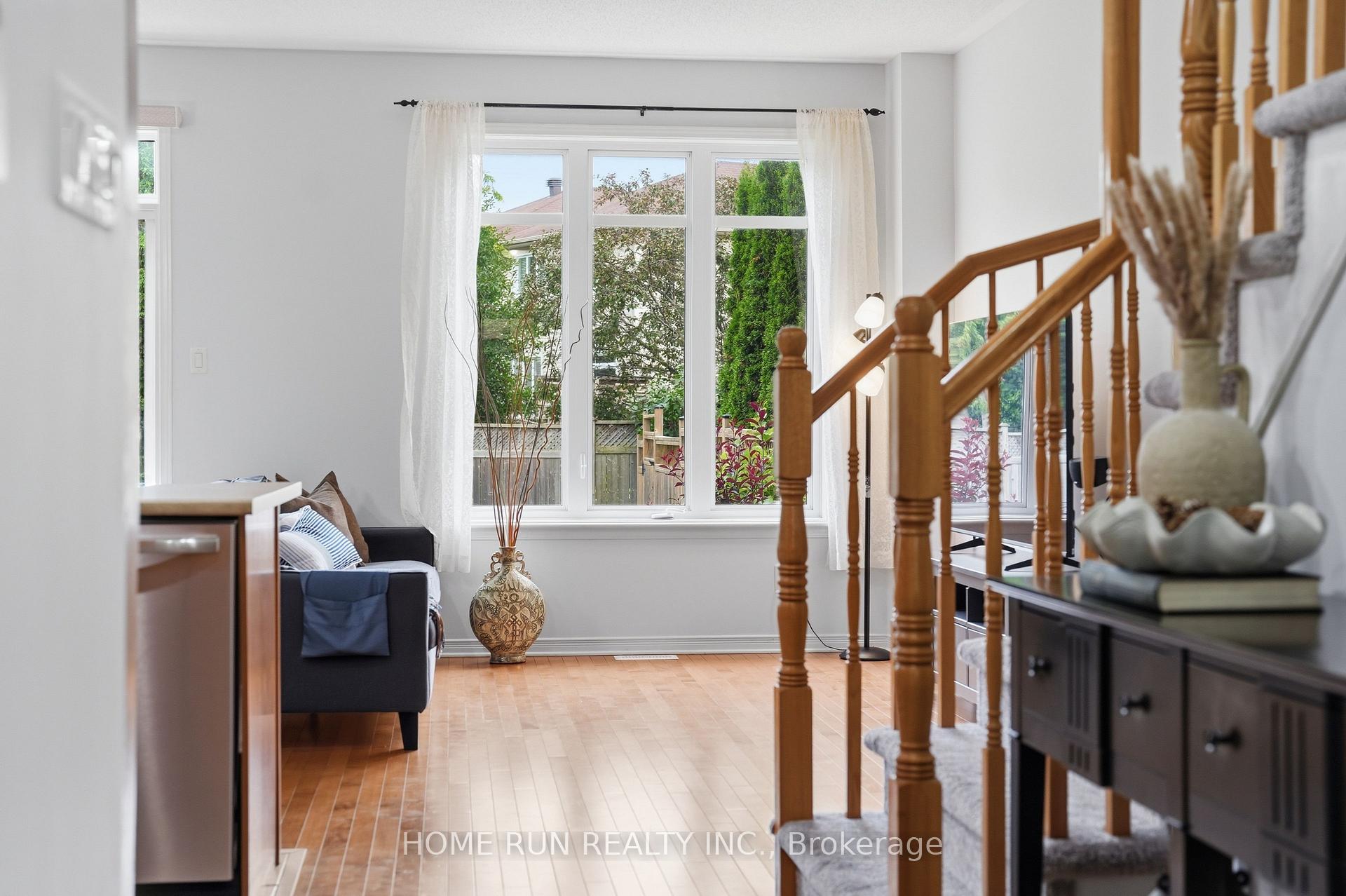 Photo 19 of 202 Maxwell Bridge Road, Ottawa, Kanata - Morgan's Grant/South March — HOMEH