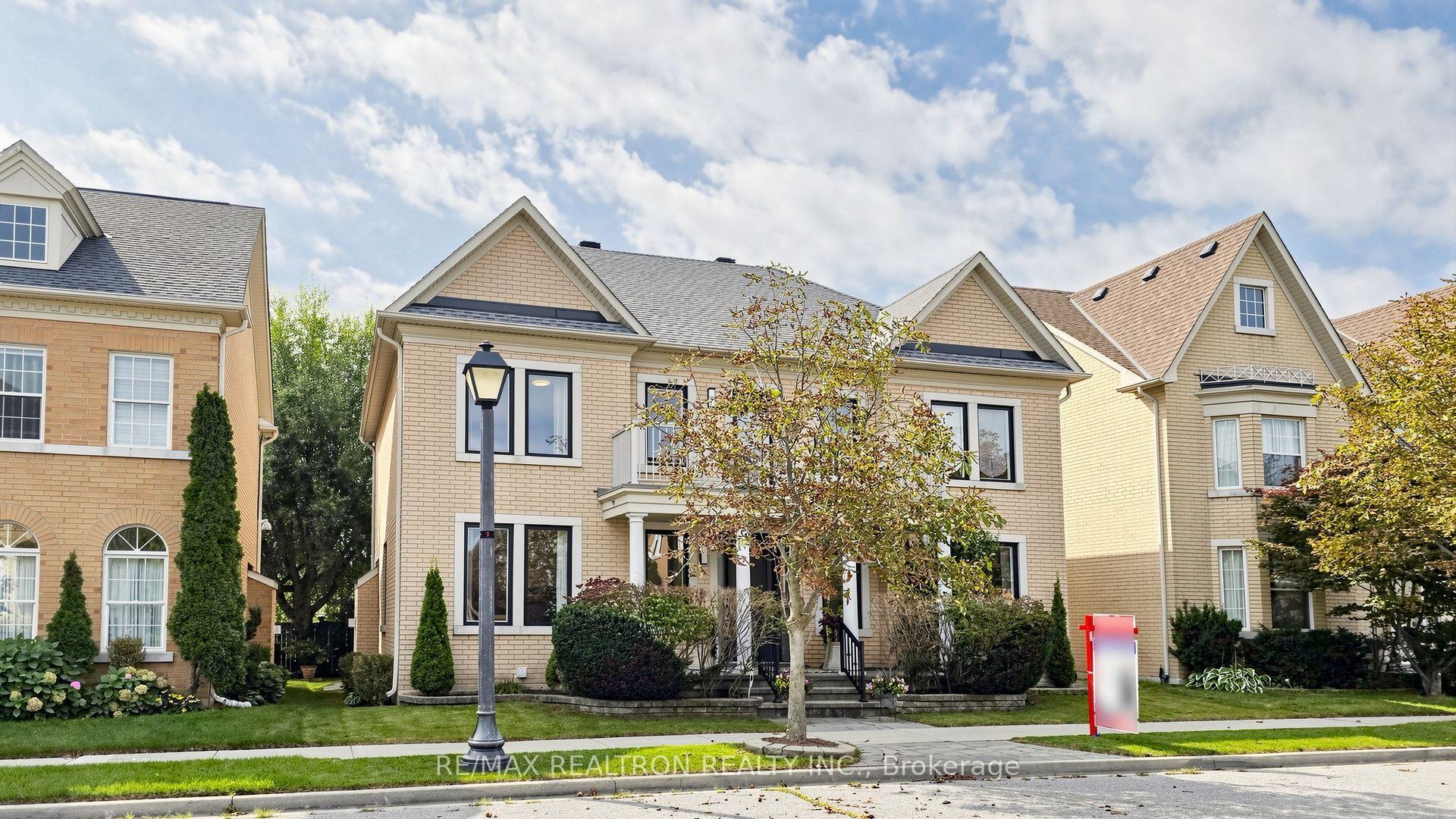 Photo 3 of 9 Gardon Avenue, Markham, Cathedraltown — HOMEH