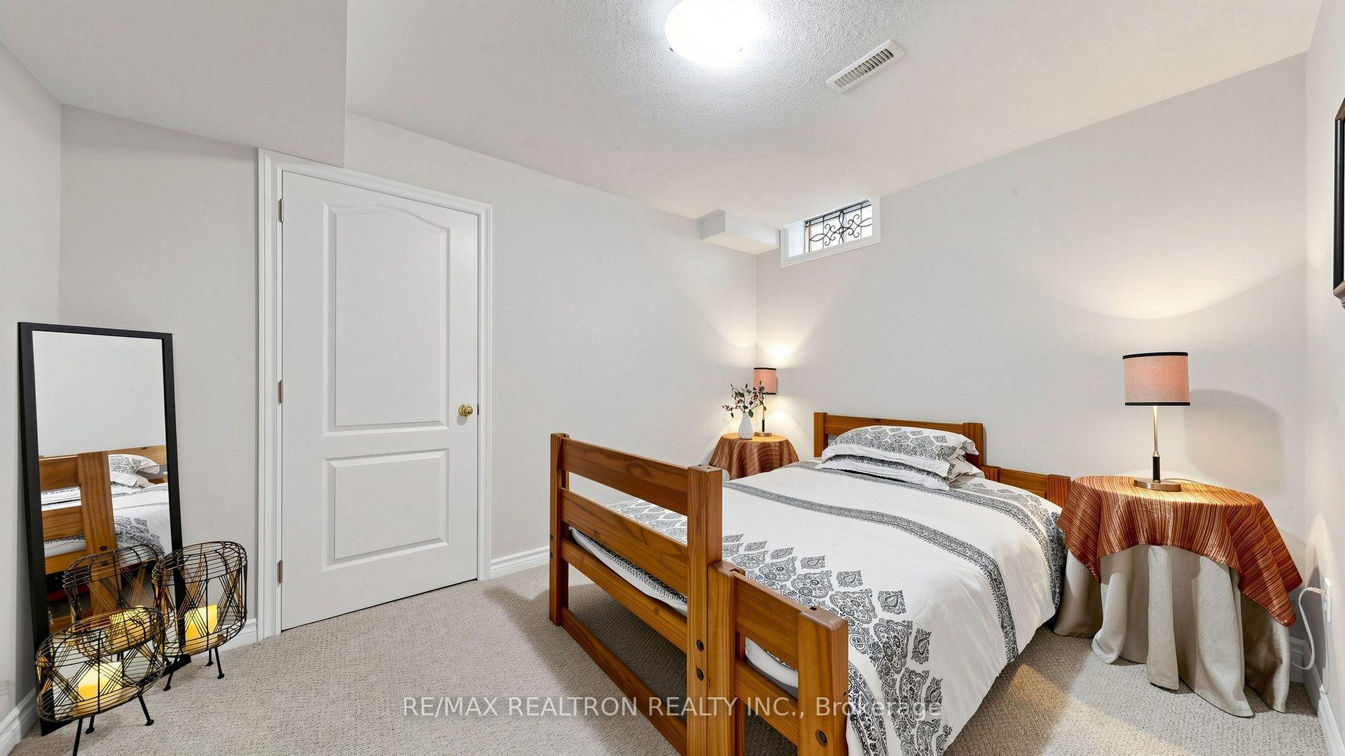 Photo 41 of 9 Gardon Avenue, Markham, Cathedraltown — HOMEH